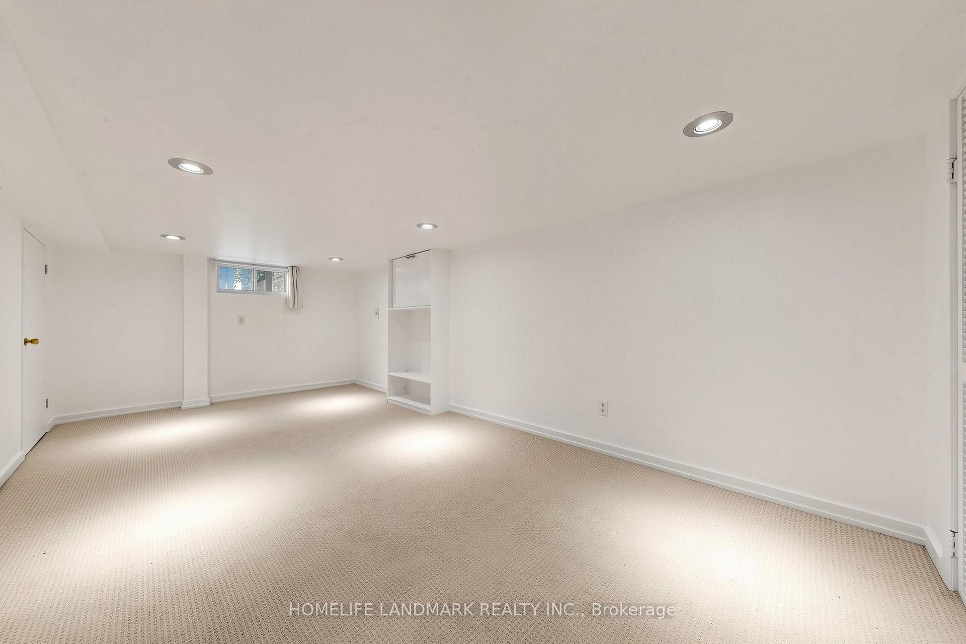 Photo 32 of 190 Lawrence Avenue W, Toronto, Lawrence Park North — HOMEH