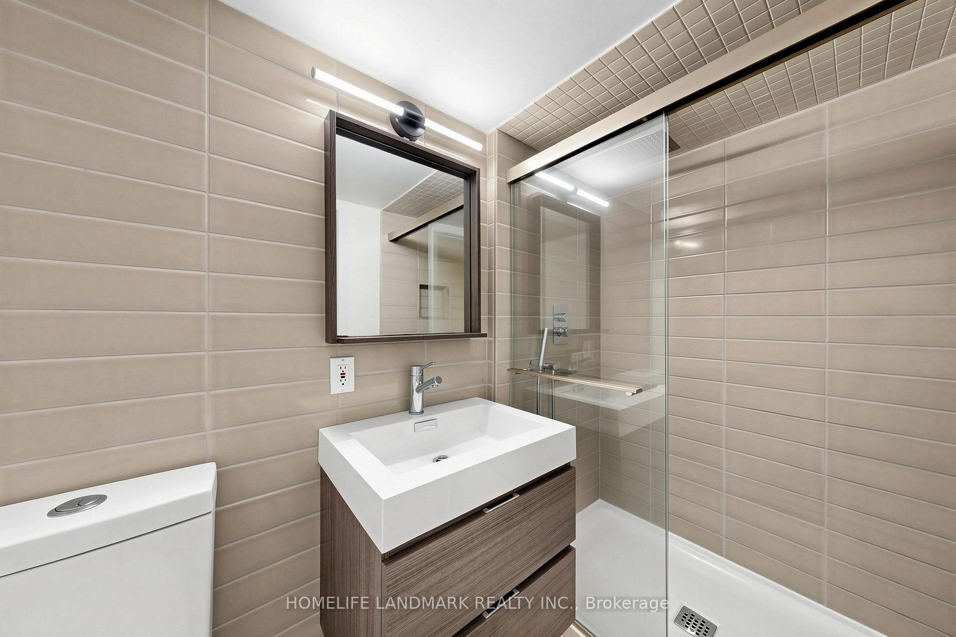 Photo 37 of 190 Lawrence Avenue W, Toronto, Lawrence Park North — HOMEH