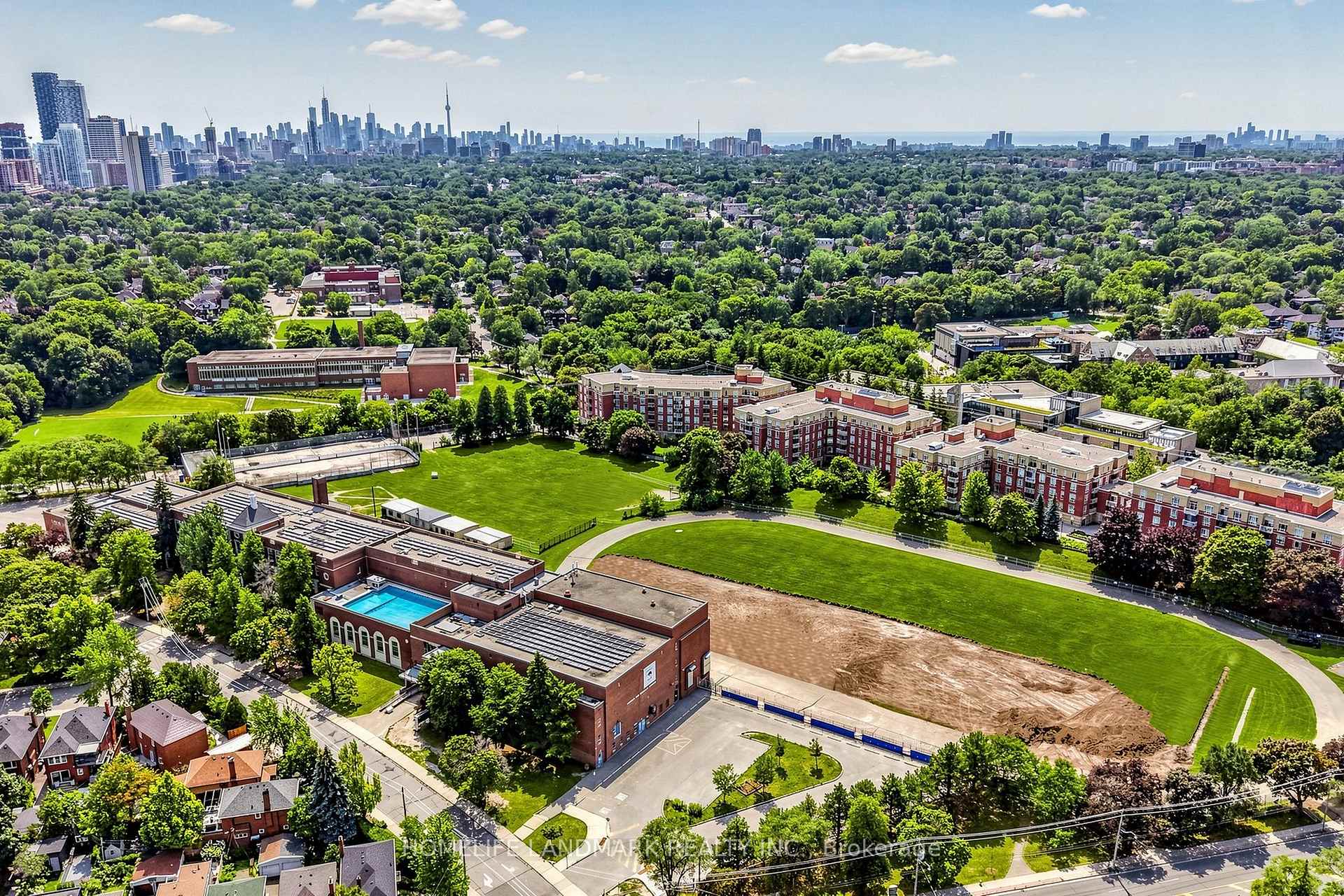 Photo 47 of 190 Lawrence Avenue W, Toronto, Lawrence Park North — HOMEH