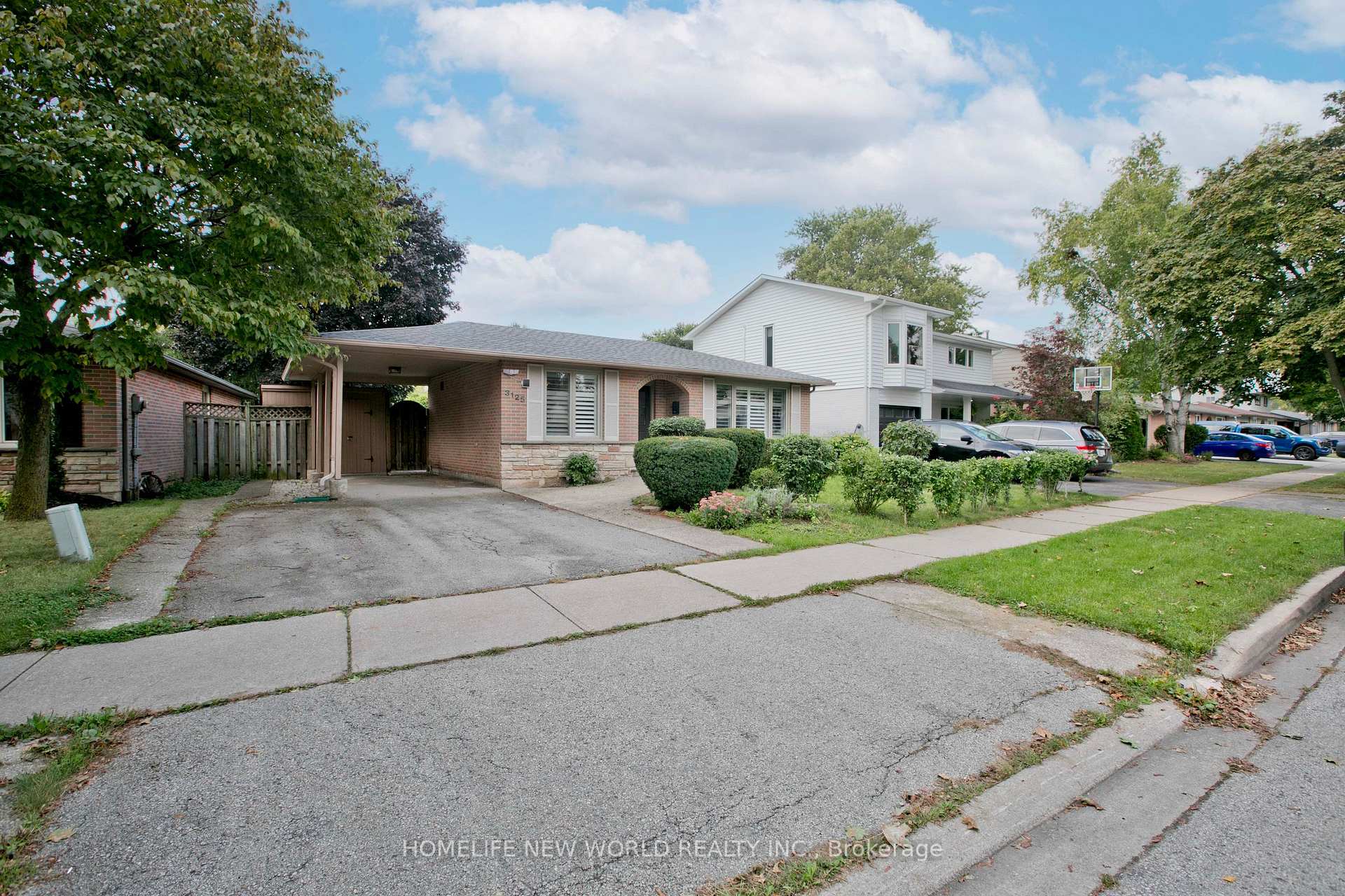 Photo 1 of 3125 Centennial Drive, Burlington, Palmer — HOMEH