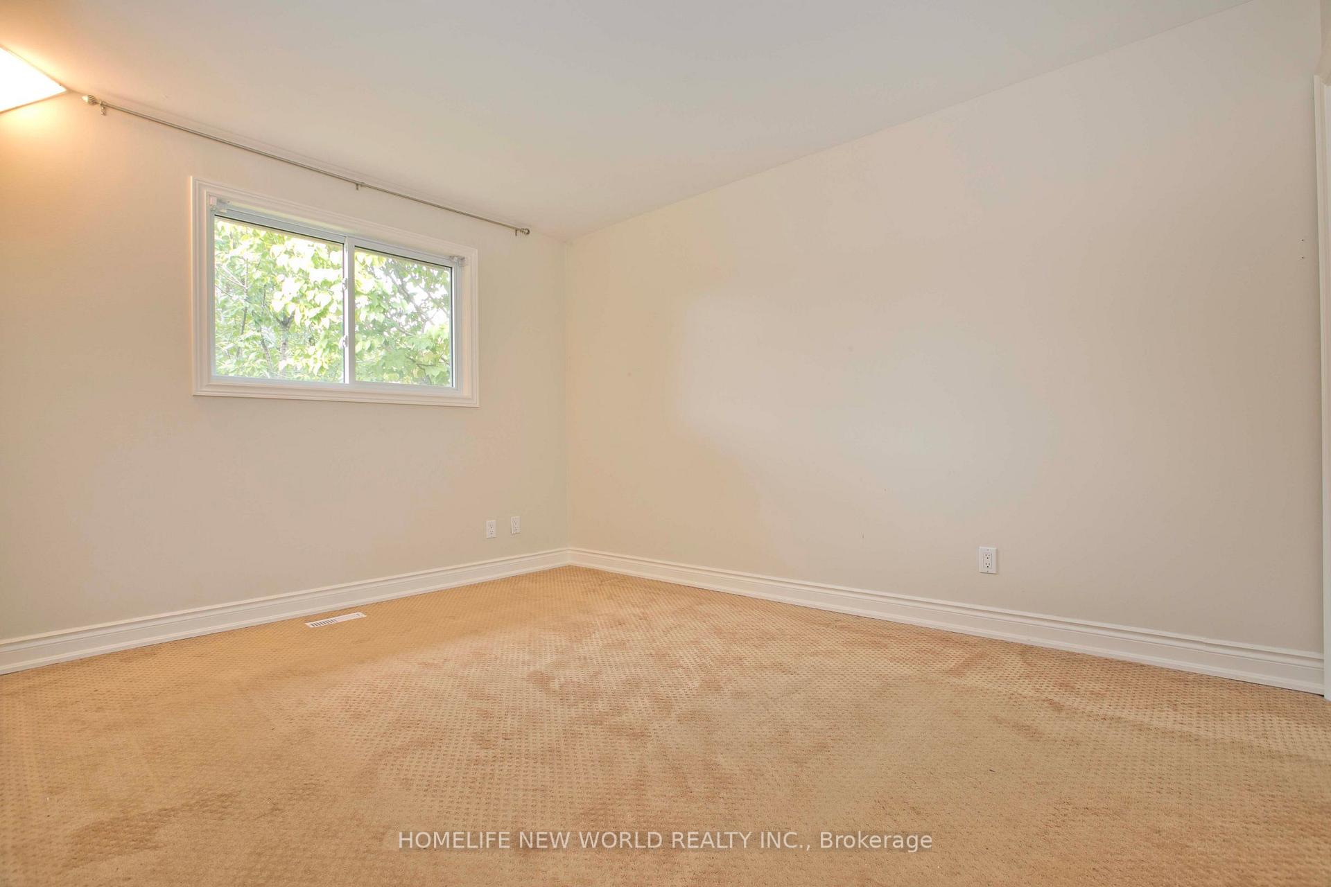 Photo 18 of 3125 Centennial Drive, Burlington, Palmer — HOMEH