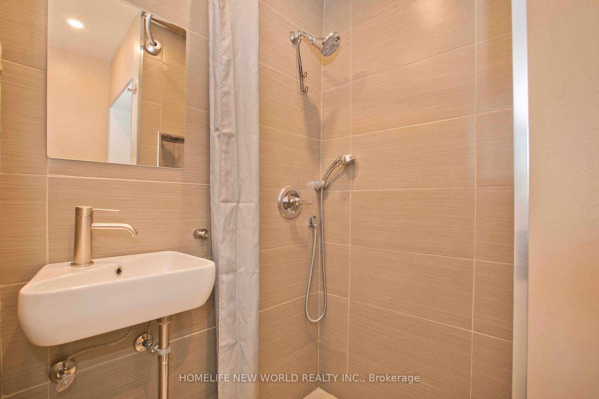 Photo 21 of 3125 Centennial Drive, Burlington, Palmer — HOMEH