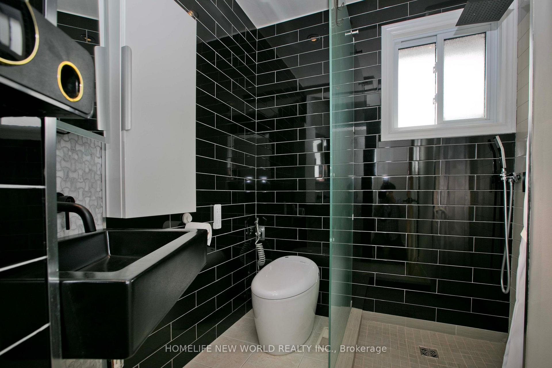 Photo 23 of 3125 Centennial Drive, Burlington, Palmer — HOMEH