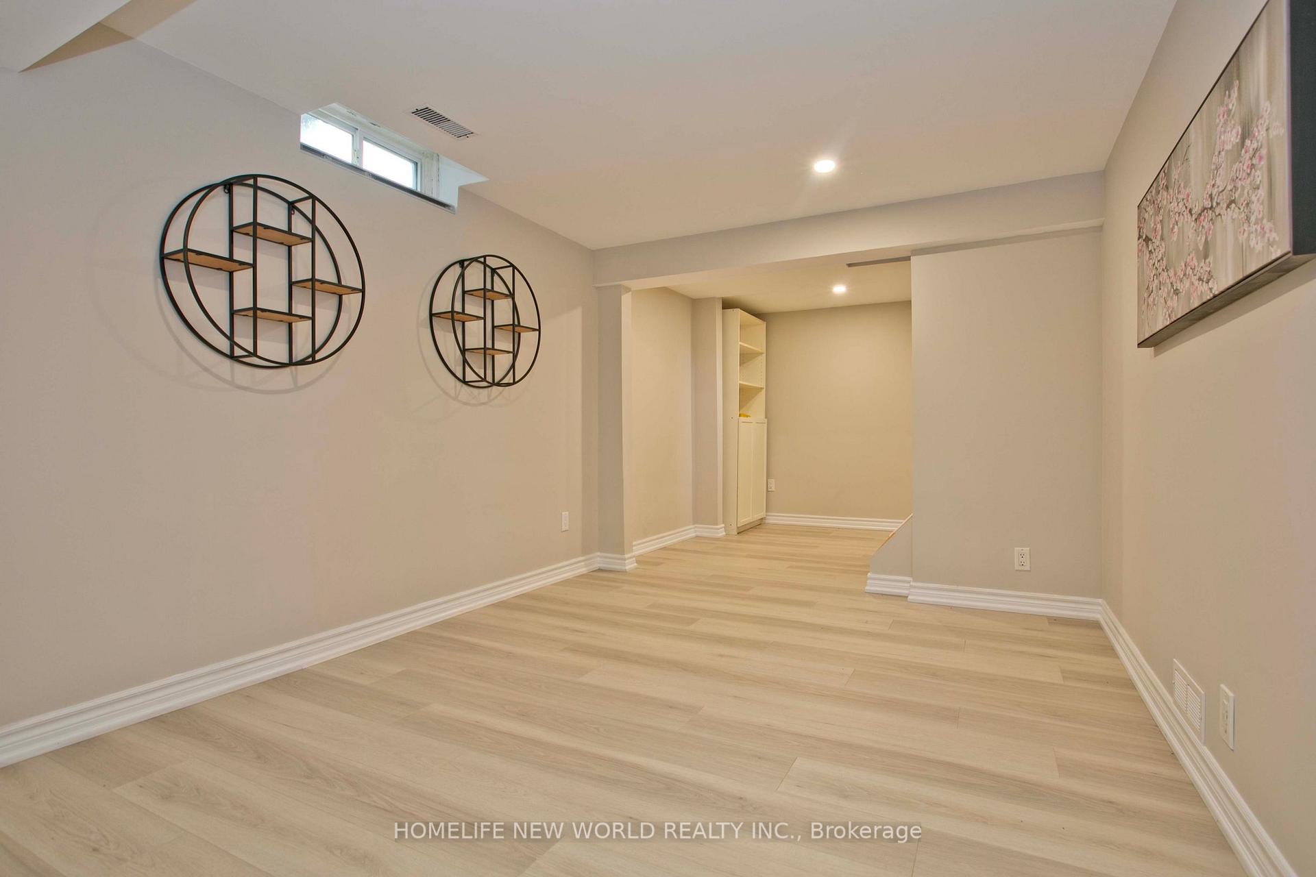 Photo 29 of 3125 Centennial Drive, Burlington, Palmer — HOMEH