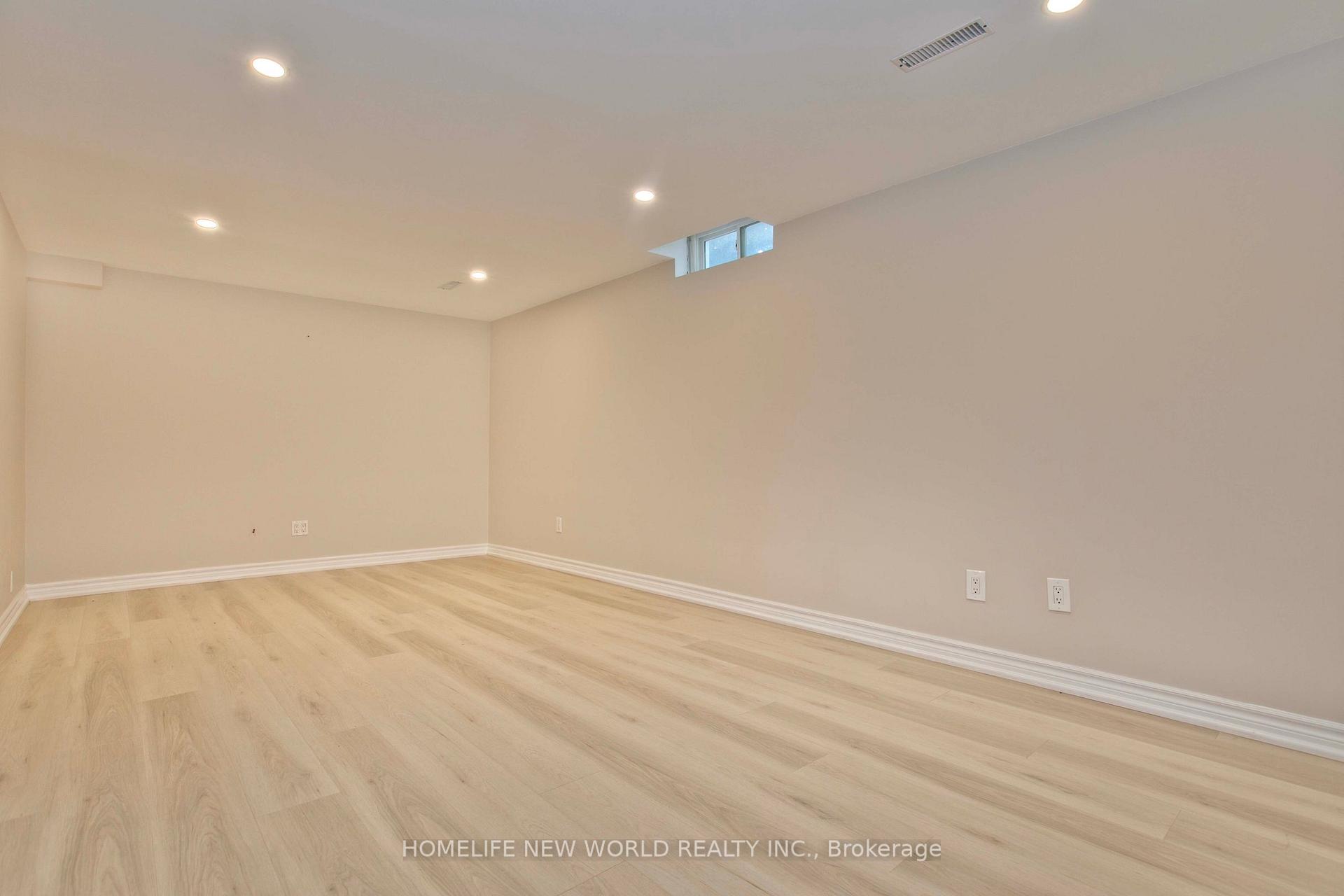 Photo 30 of 3125 Centennial Drive, Burlington, Palmer — HOMEH