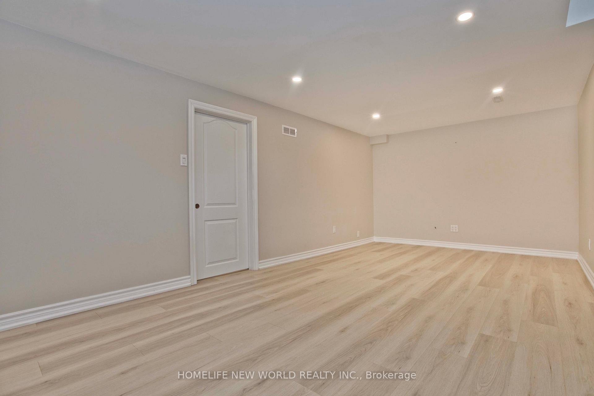 Photo 31 of 3125 Centennial Drive, Burlington, Palmer — HOMEH