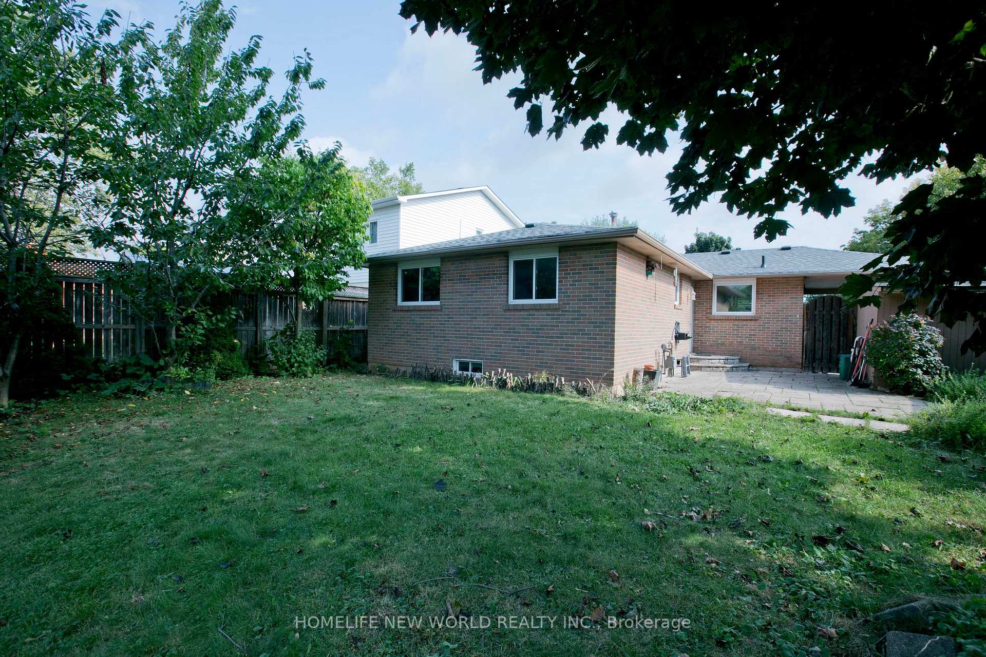 Photo 37 of 3125 Centennial Drive, Burlington, Palmer — HOMEH