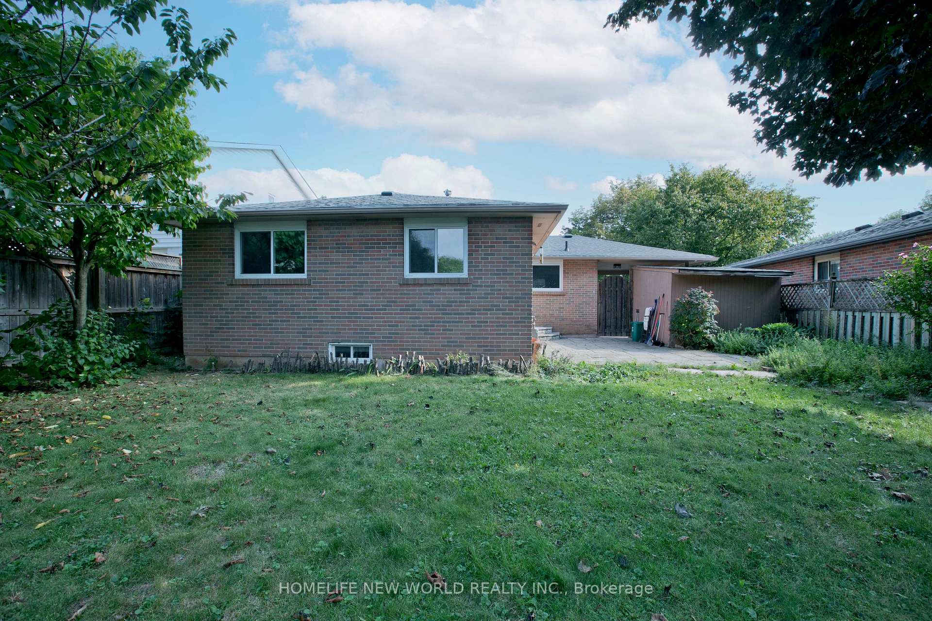 Photo 39 of 3125 Centennial Drive, Burlington, Palmer — HOMEH
