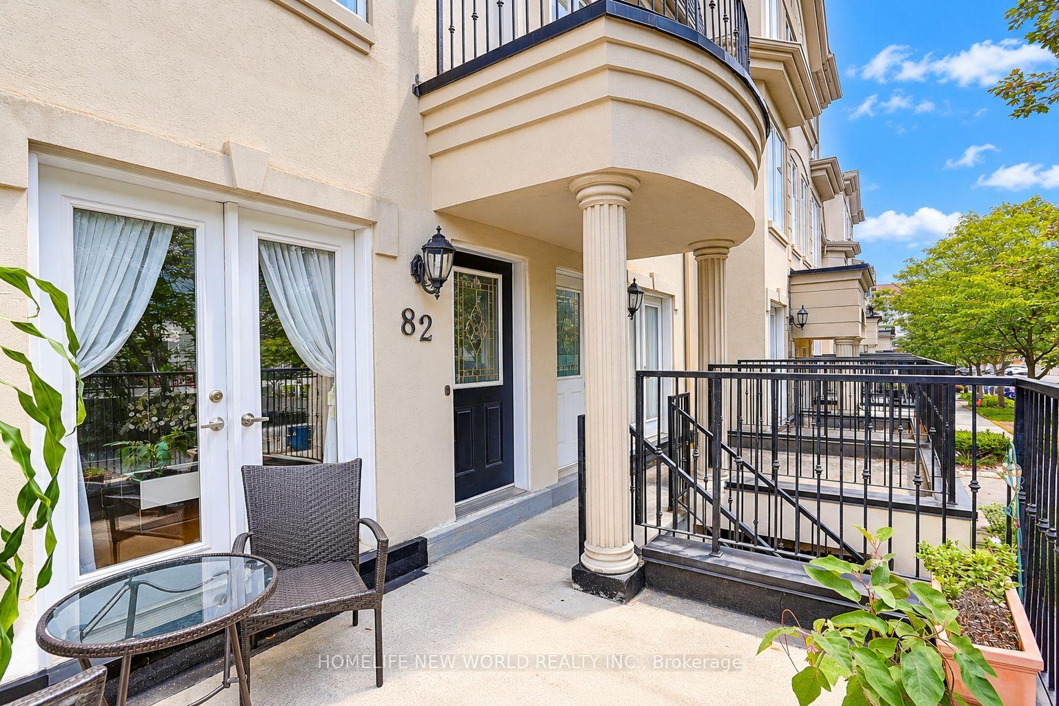 Photo 3 of 82 David Dunlap Circle, North York, Banbury-Don Mills — HOMEH
