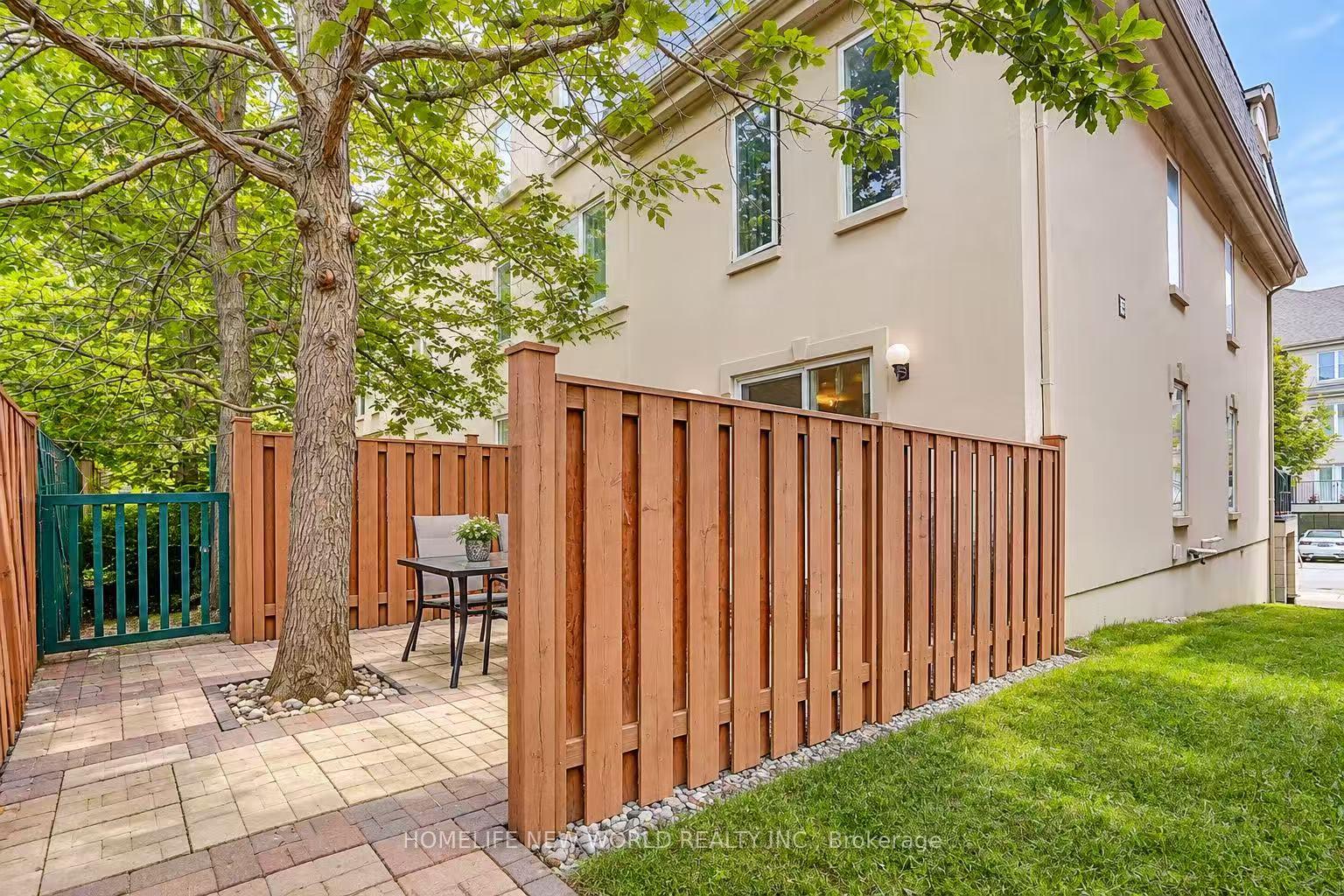 Photo 46 of 82 David Dunlap Circle, North York, Banbury-Don Mills — HOMEH