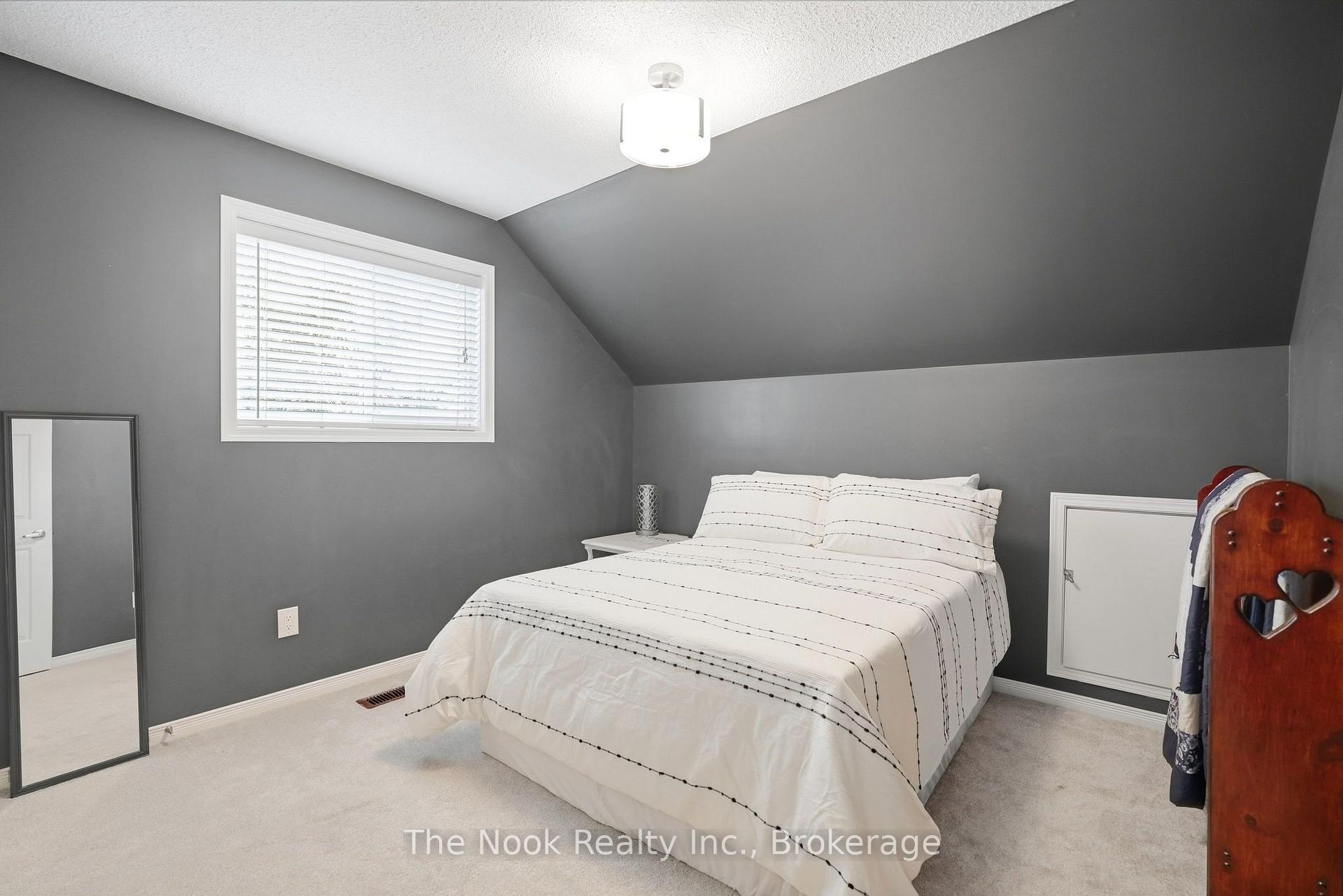 Photo 25 of 1120 Ormond Drive, Oshawa, Samac — HOMEH