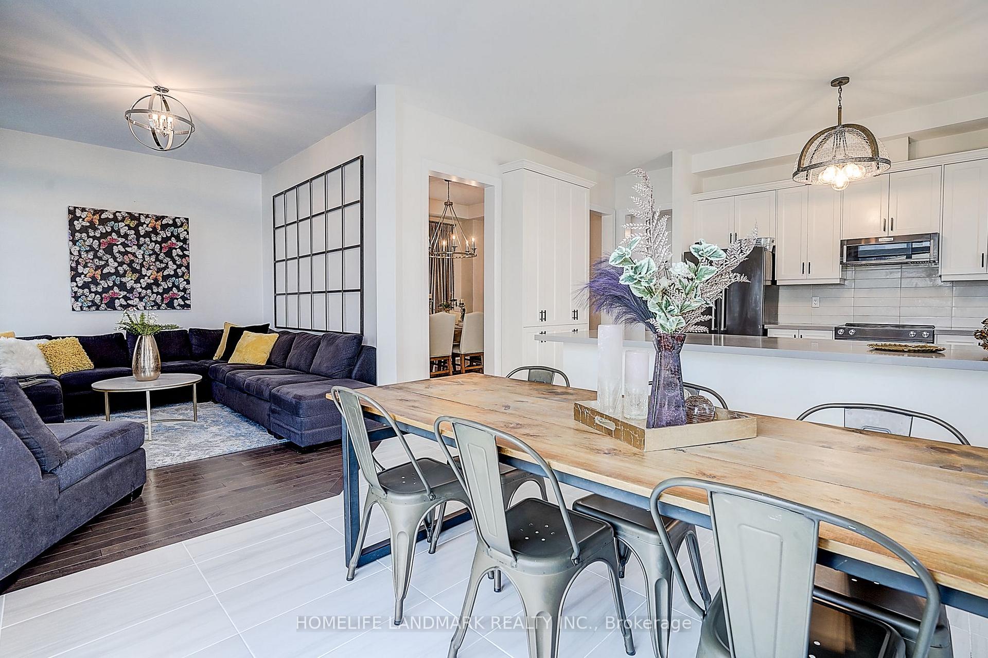 Photo 14 of 56 Botelho Circle, Aurora, Bayview Southeast — HOMEH