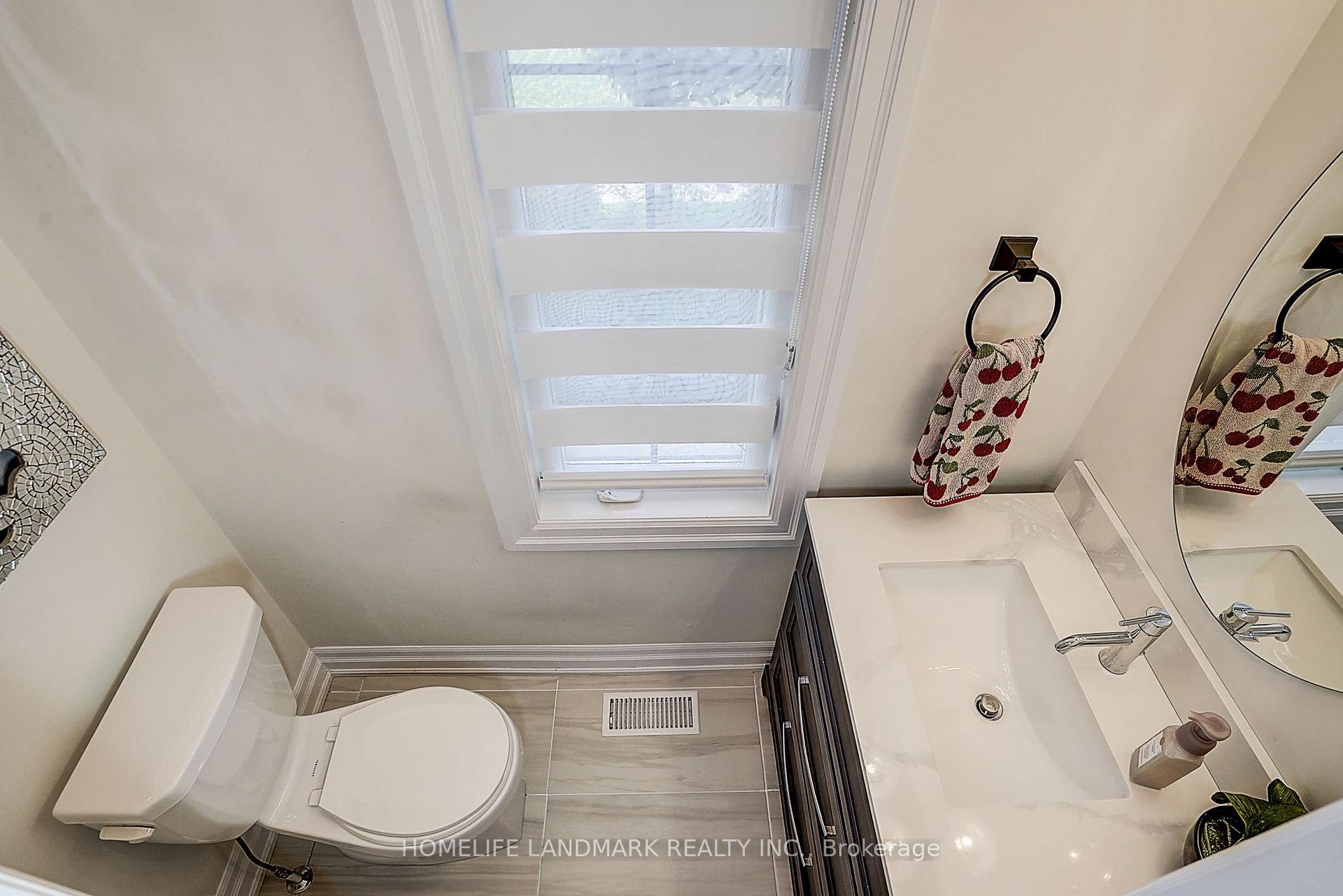 Photo 20 of 56 Botelho Circle, Aurora, Bayview Southeast — HOMEH