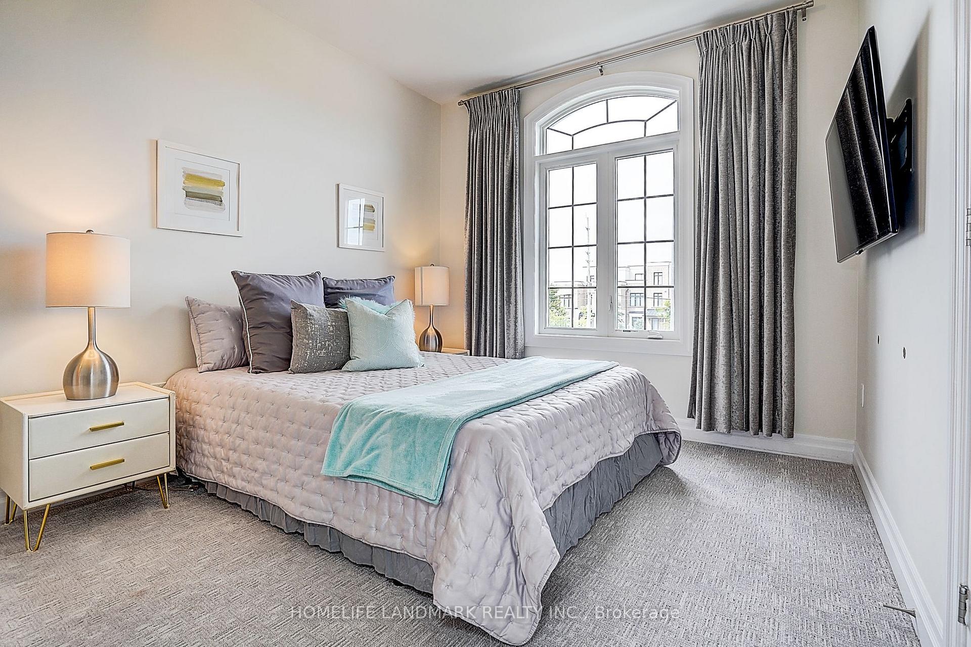 Photo 32 of 56 Botelho Circle, Aurora, Bayview Southeast — HOMEH