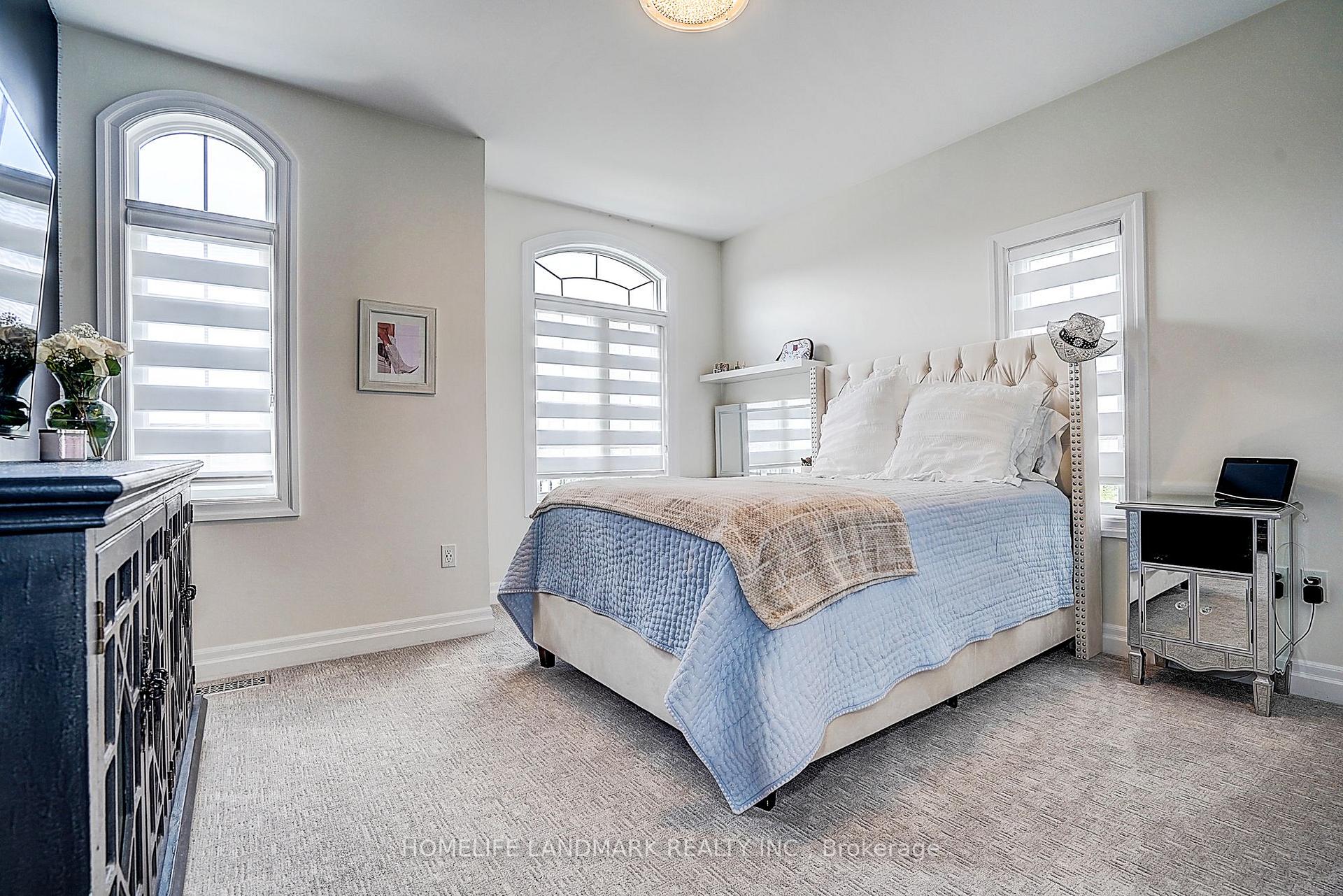 Photo 38 of 56 Botelho Circle, Aurora, Bayview Southeast — HOMEH