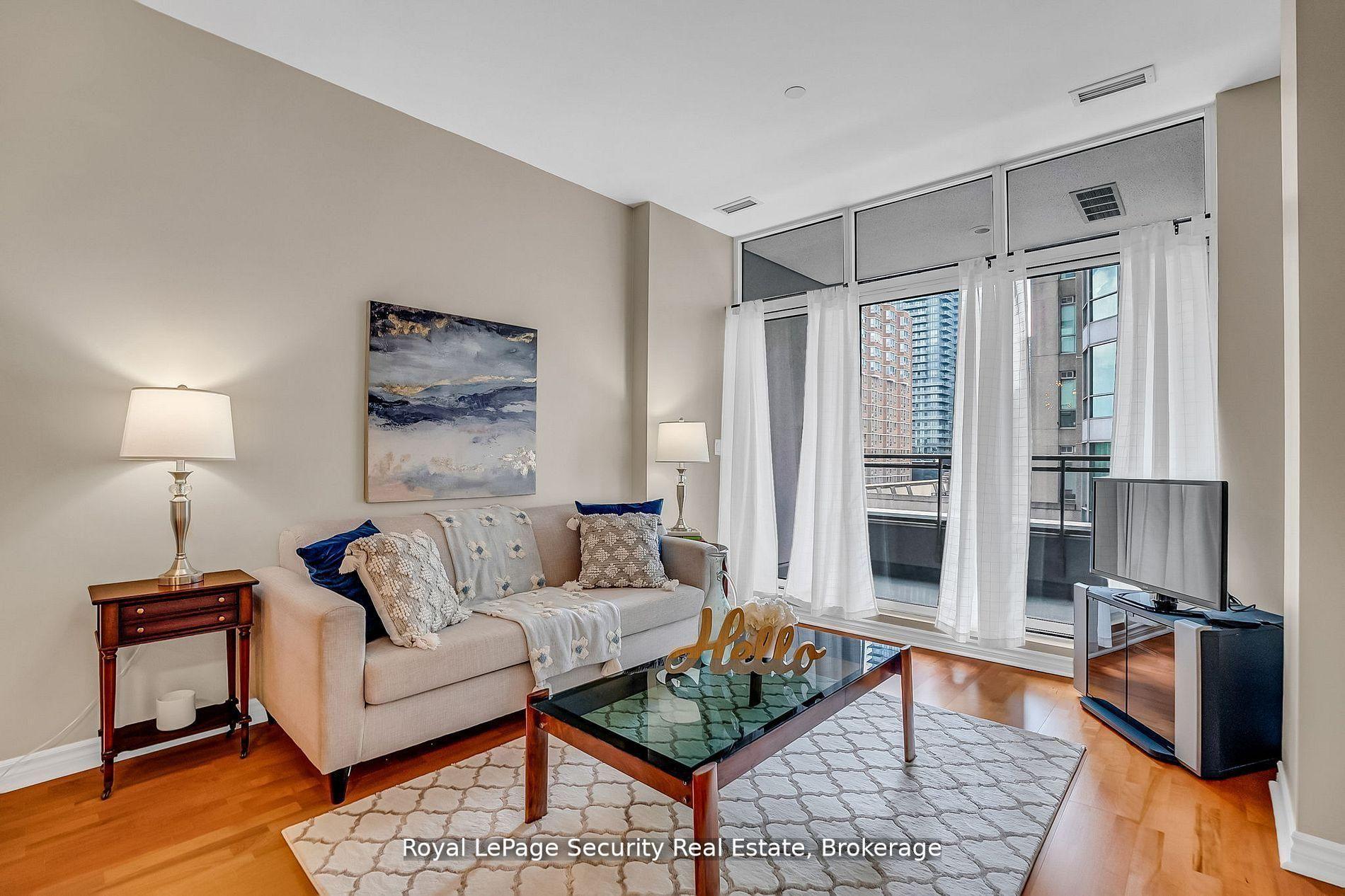 Photo 12 of Unit 403, 980 Yonge Street, Toronto, The Annex — HOMEH