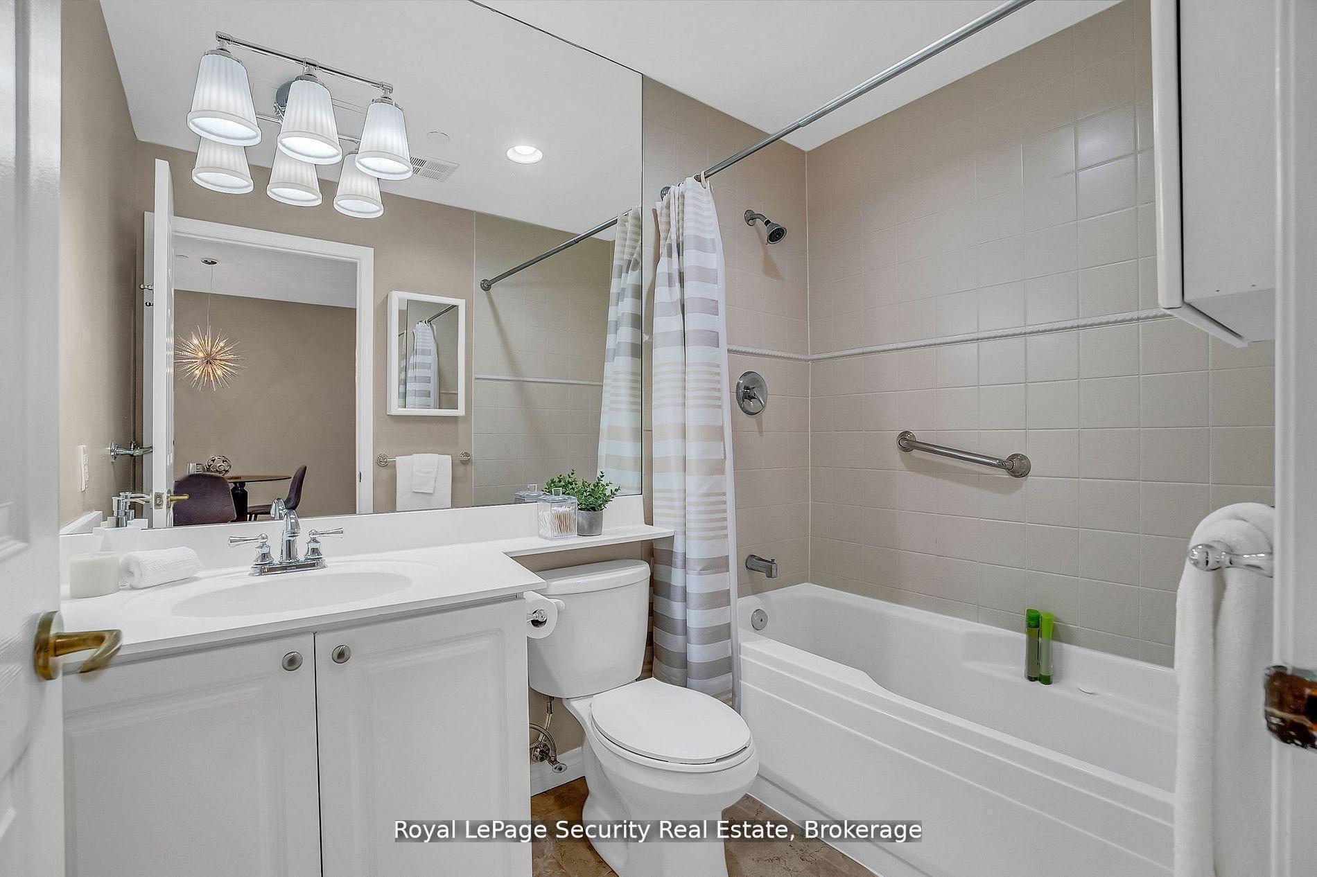 Photo 16 of Unit 403, 980 Yonge Street, Toronto, The Annex — HOMEH