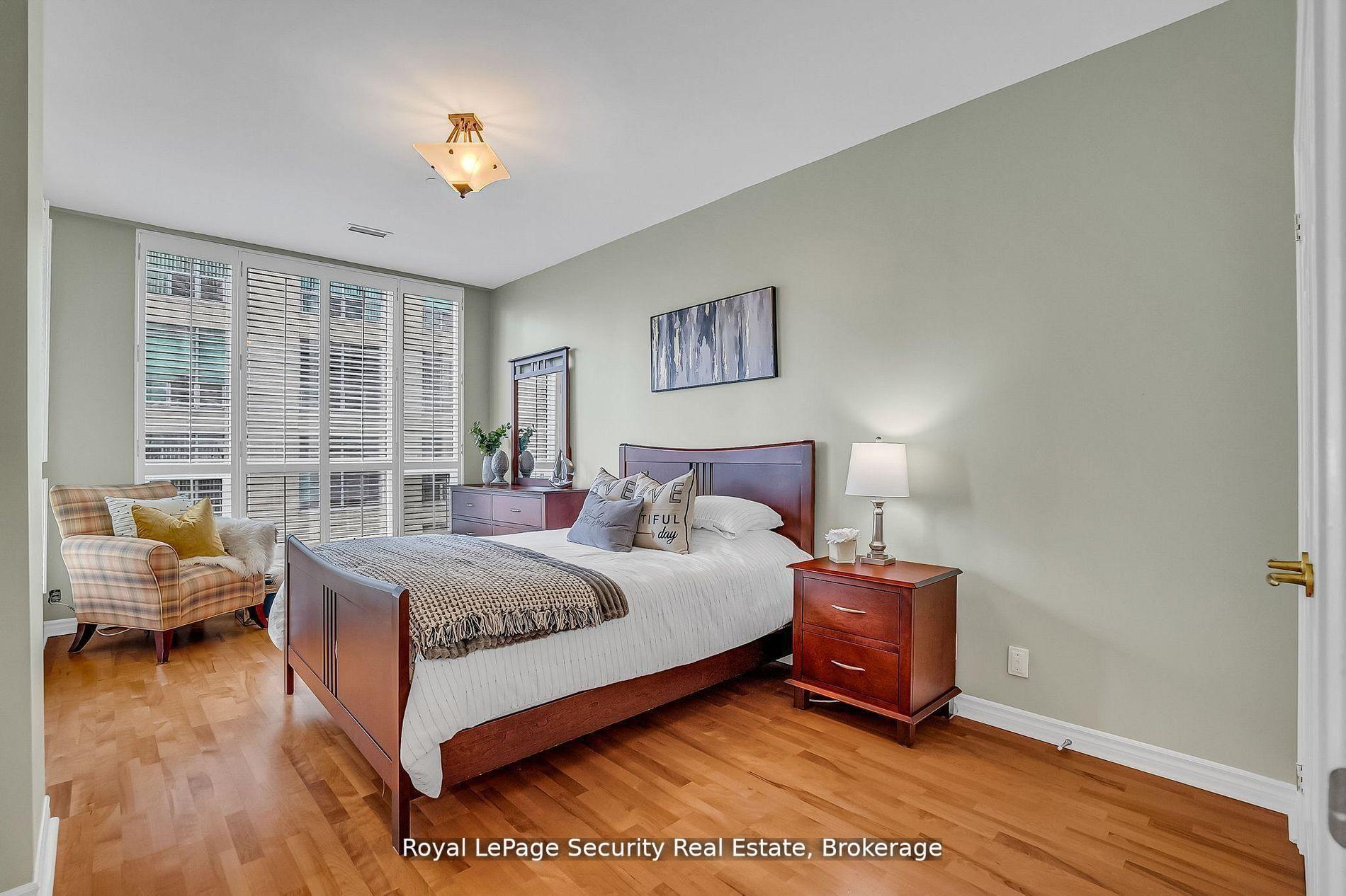 Photo 17 of Unit 403, 980 Yonge Street, Toronto, The Annex — HOMEH
