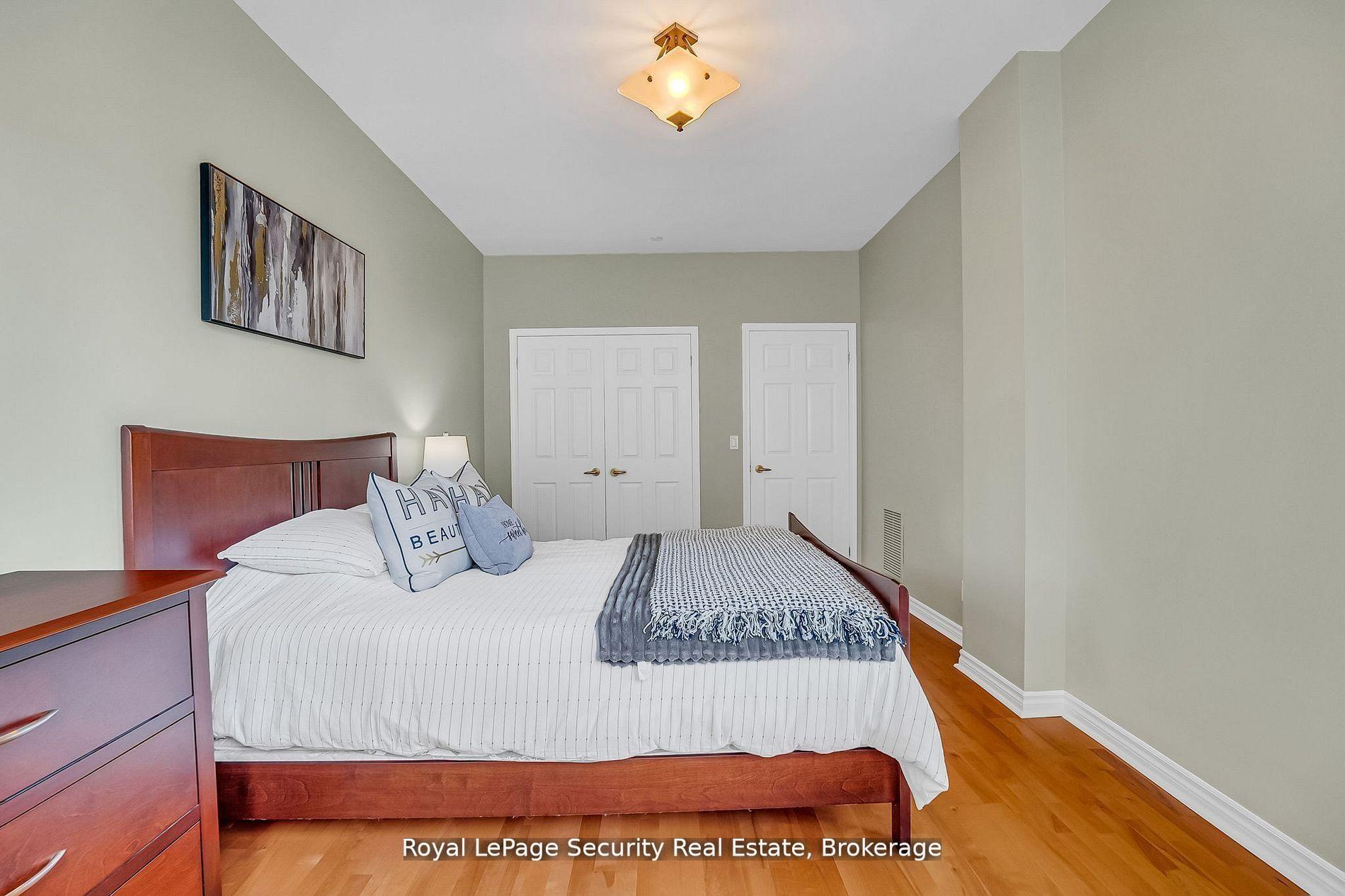 Photo 19 of Unit 403, 980 Yonge Street, Toronto, The Annex — HOMEH