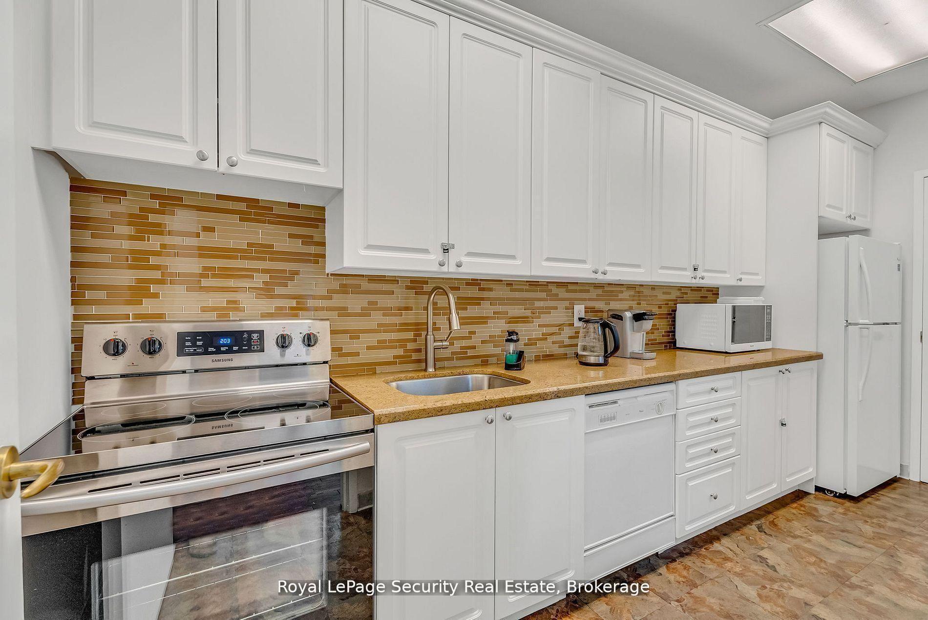 Photo 27 of Unit 403, 980 Yonge Street, Toronto, The Annex — HOMEH