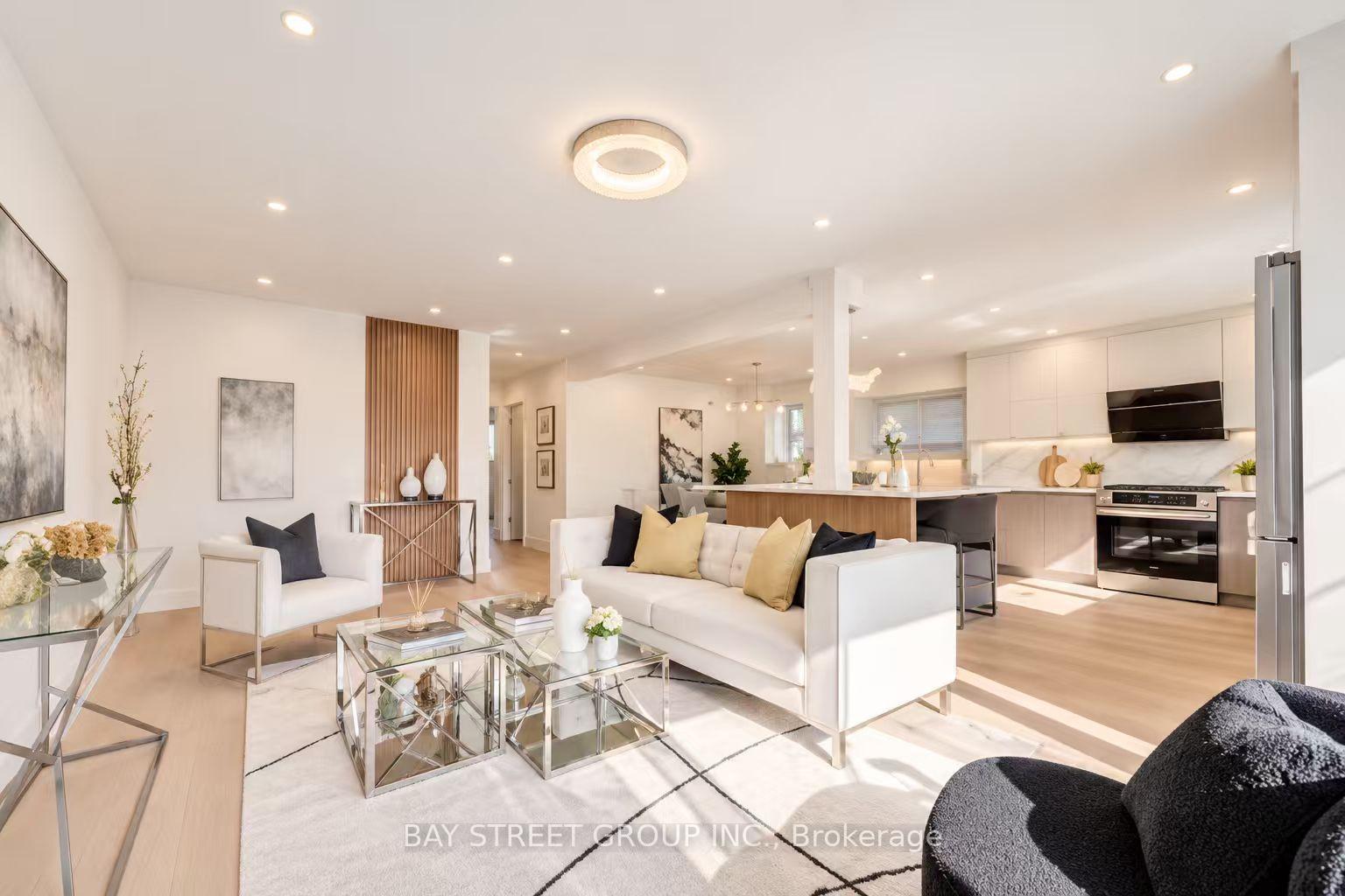 Photo 3 of 60 Warner Avenue, North York, Victoria Village — HOMEH