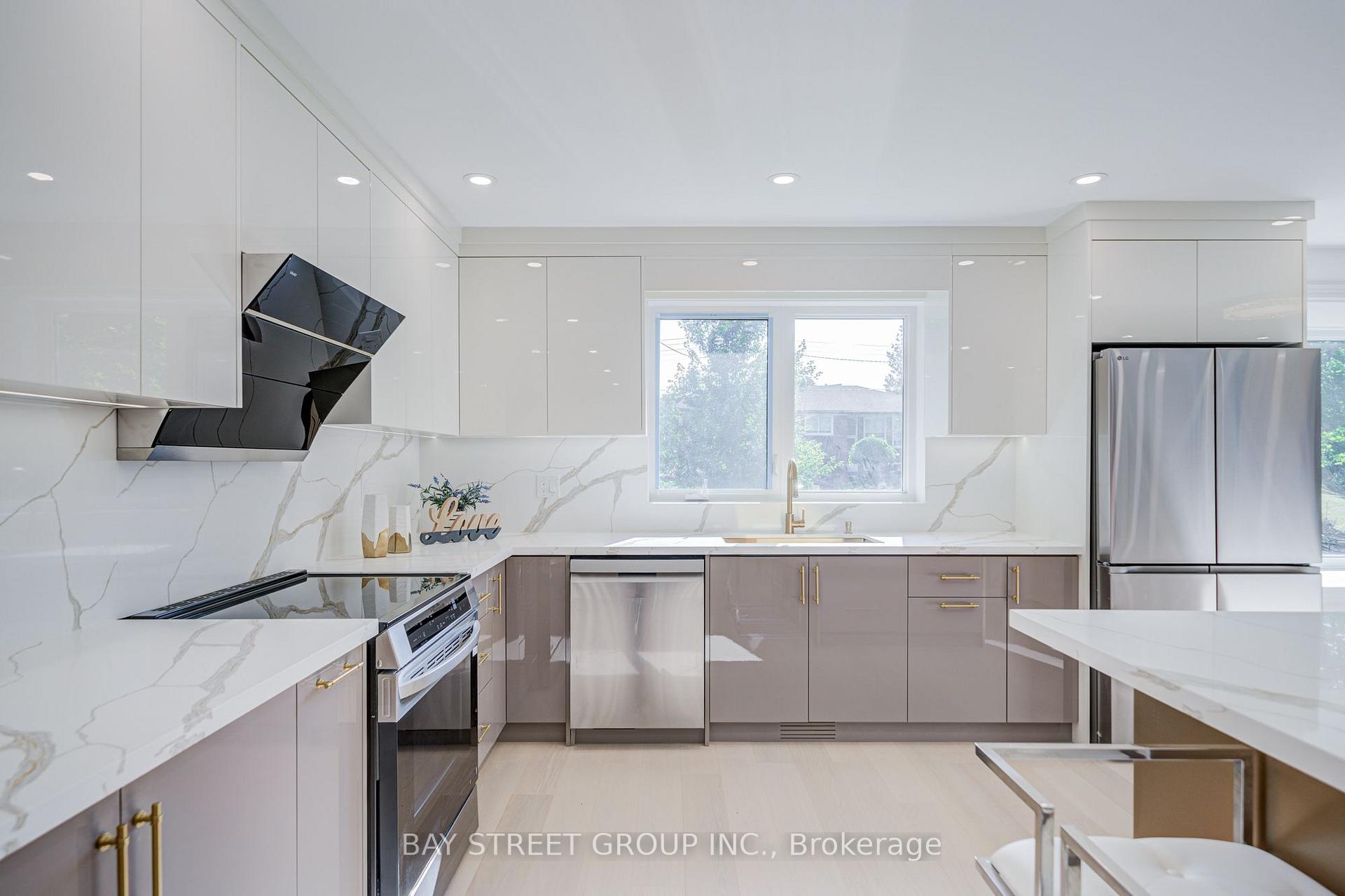 Photo 9 of 60 Warner Avenue, North York, Victoria Village — HOMEH