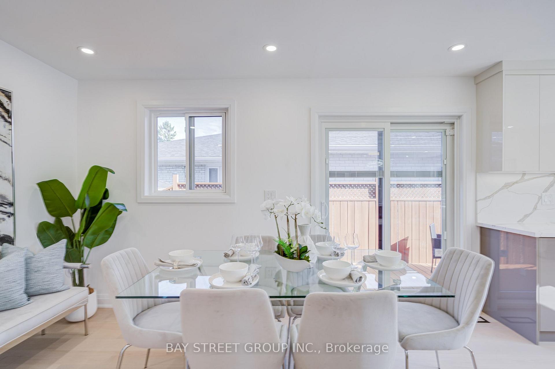 Photo 26 of 60 Warner Avenue, North York, Victoria Village — HOMEH