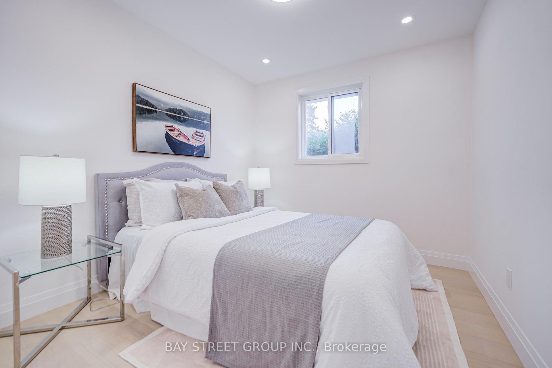 Photo 36 of 60 Warner Avenue, North York, Victoria Village — HOMEH