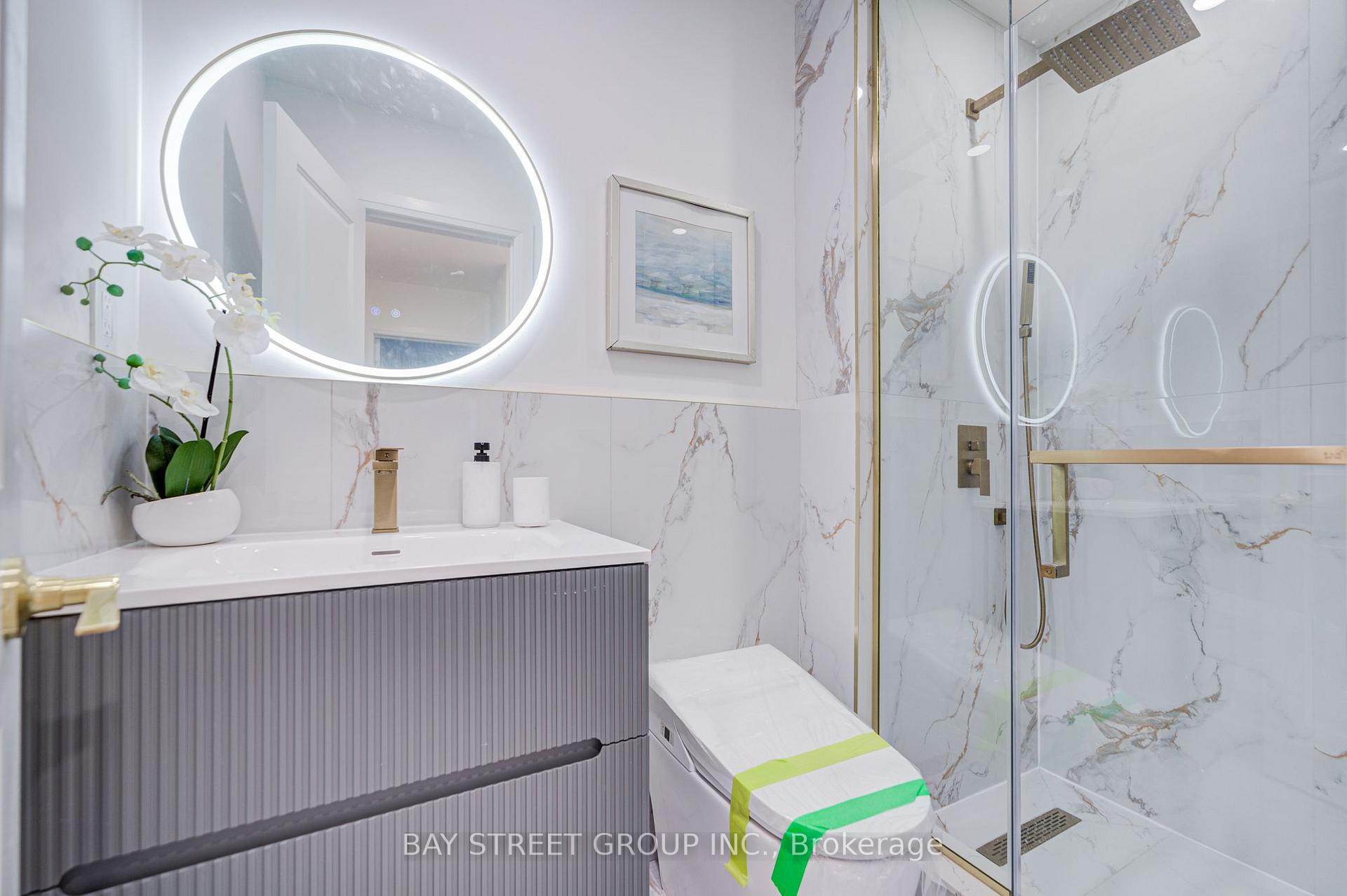 Photo 44 of 60 Warner Avenue, North York, Victoria Village — HOMEH