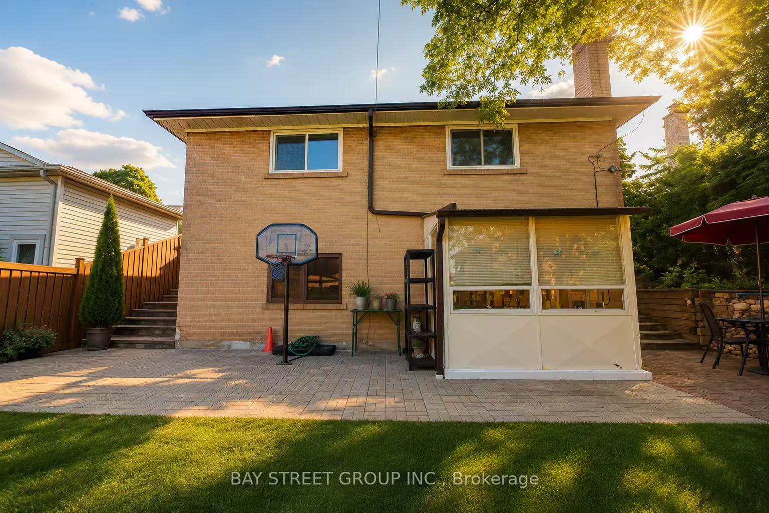 Photo 69 of 60 Warner Avenue, North York, Victoria Village — HOMEH