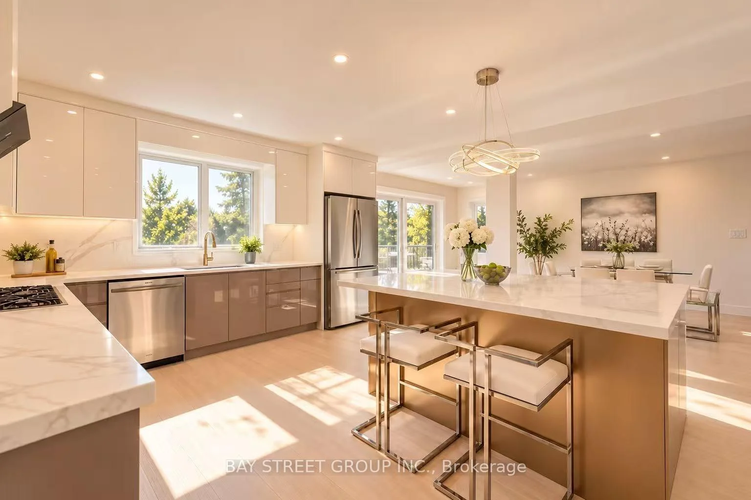 Photo 8 of 60 Warner Avenue, North York, Victoria Village — HOMEH