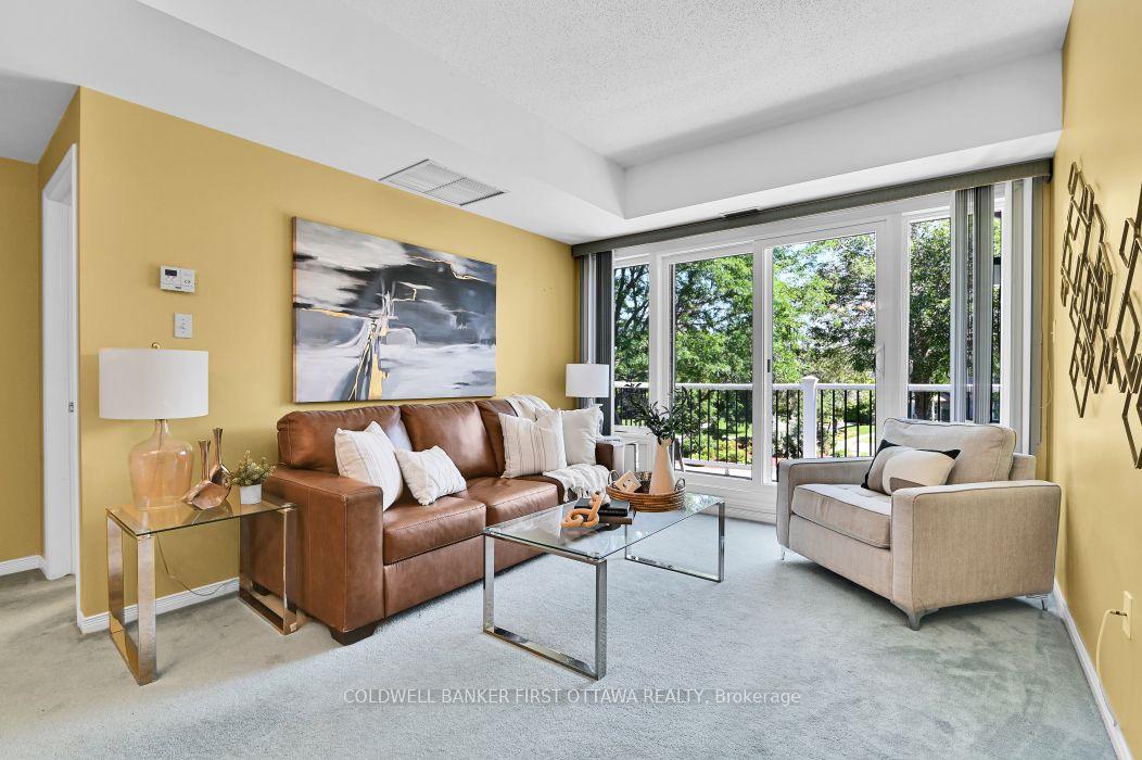 Photo 3 of 99 Robson Court, Ottawa, Kanata - Kanata Lakes/Heritage Hills — HOMEH