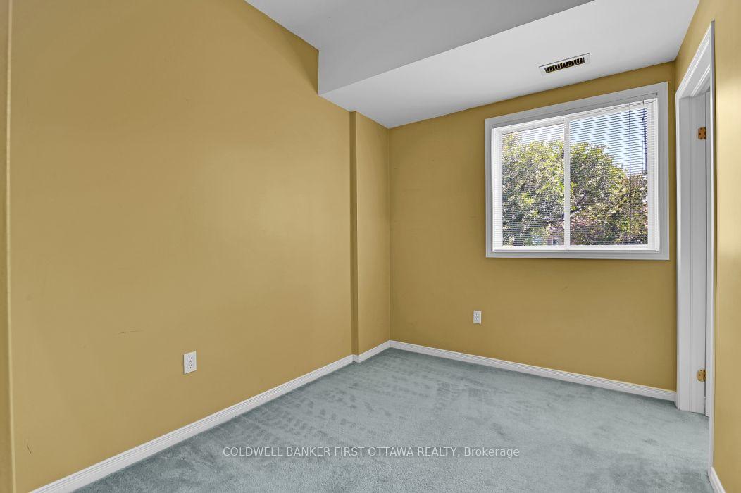 Photo 19 of 99 Robson Court, Ottawa, Kanata - Kanata Lakes/Heritage Hills — HOMEH