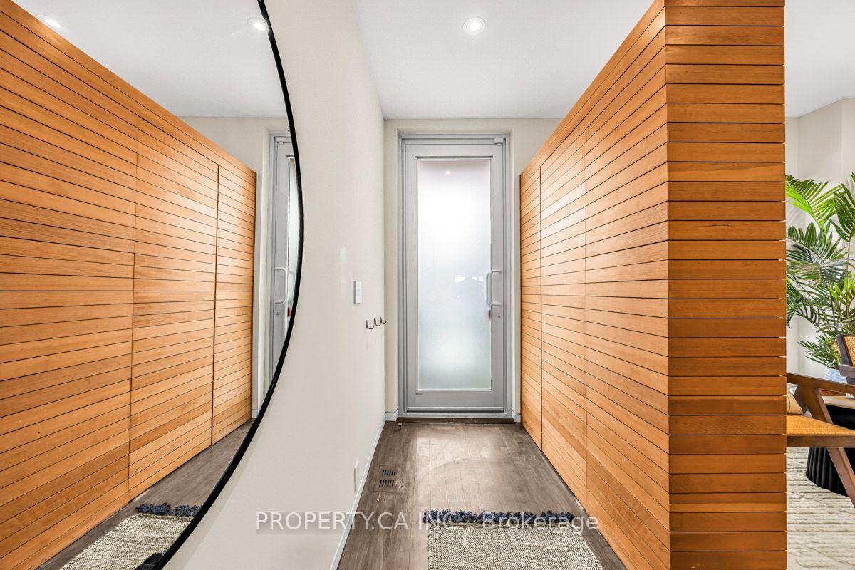 Photo 3 of 270 Euclid Avenue, Toronto, Trinity-Bellwoods — HOMEH