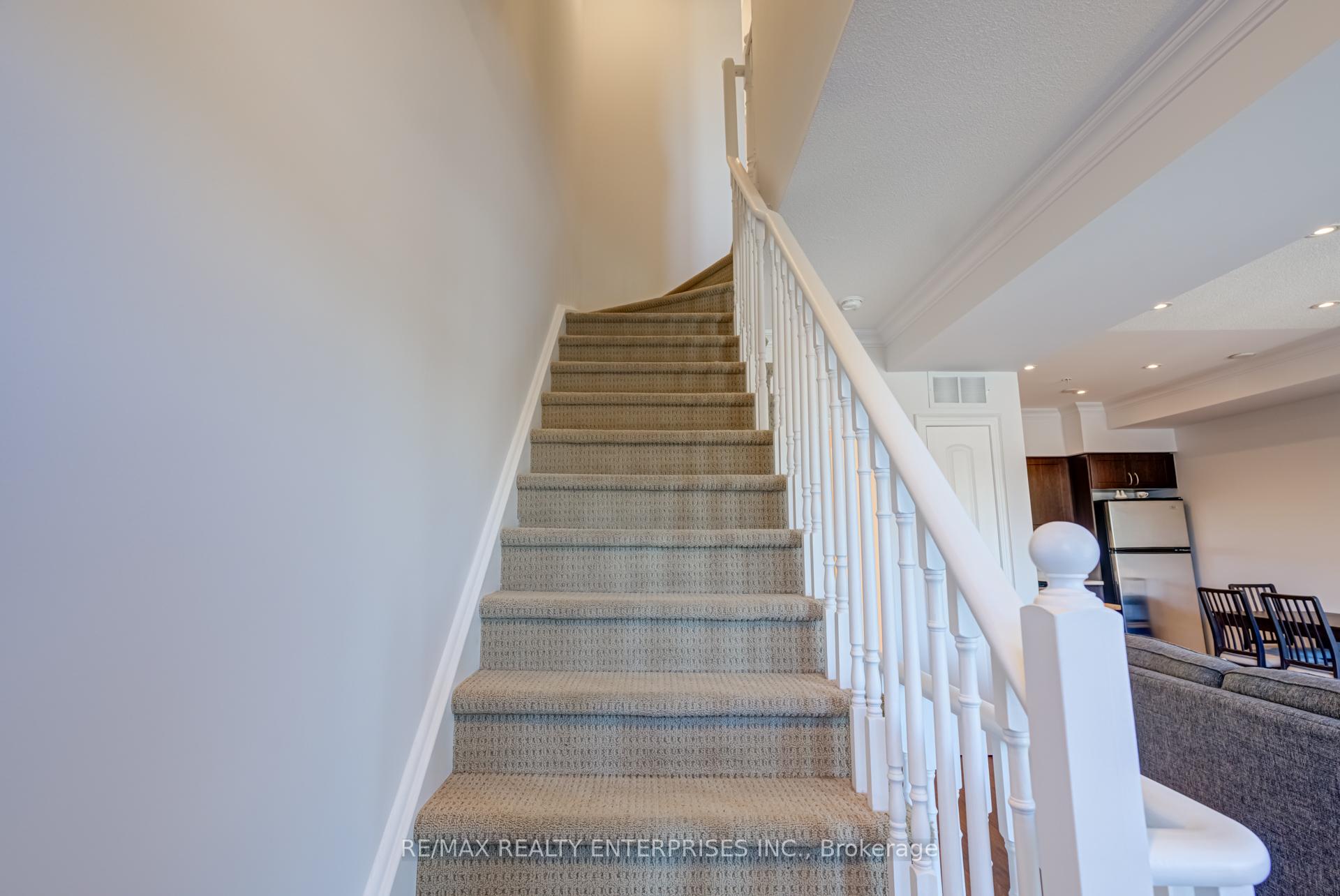 Photo 10 of Unit 209, 25 Richgrove Drive, Etobicoke, Willowridge-Martingrove-Richview — HOMEH