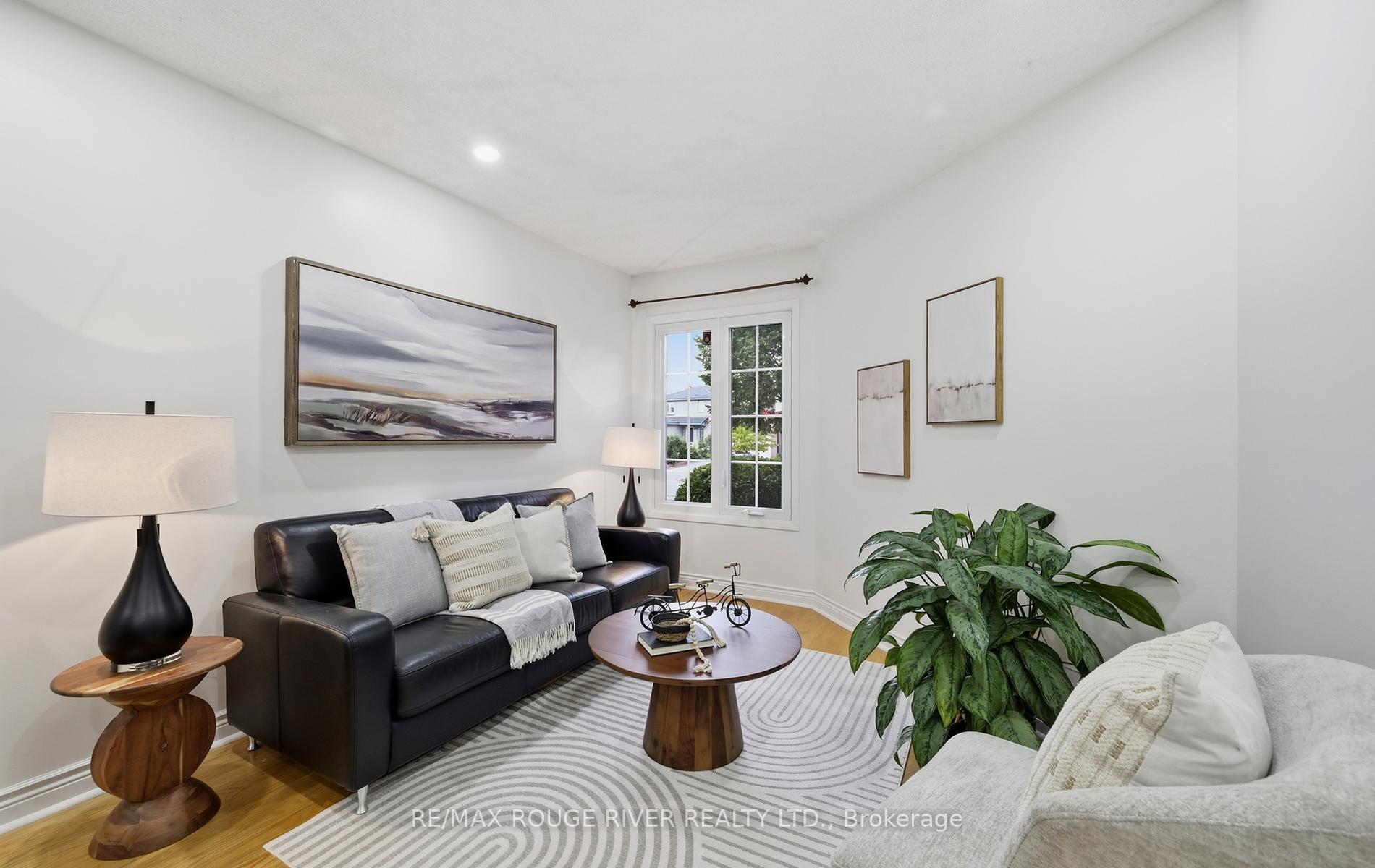 Photo 5 of 33 Rangeley Drive, Scarborough, Rouge — HOMEH