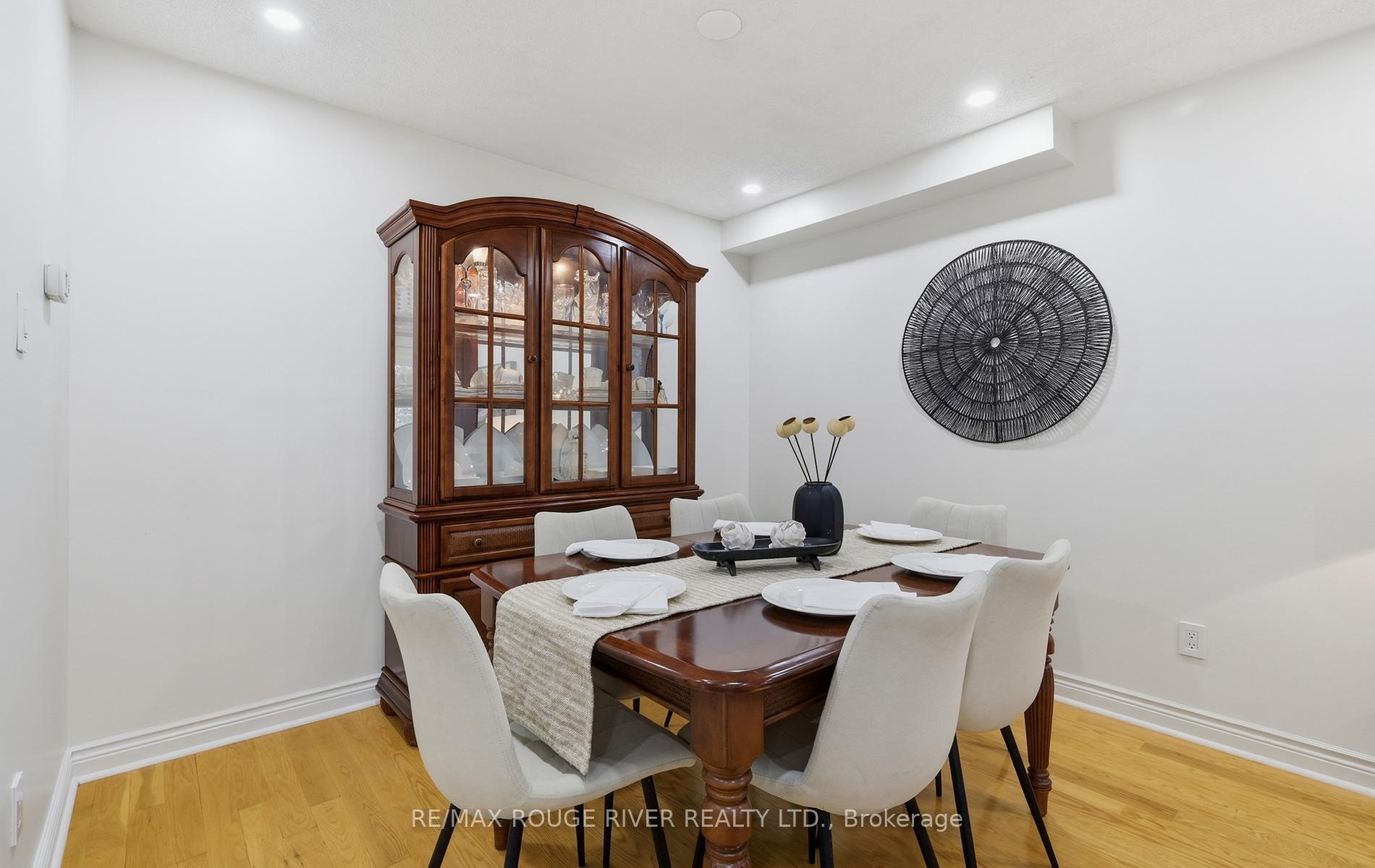 Photo 7 of 33 Rangeley Drive, Scarborough, Rouge — HOMEH