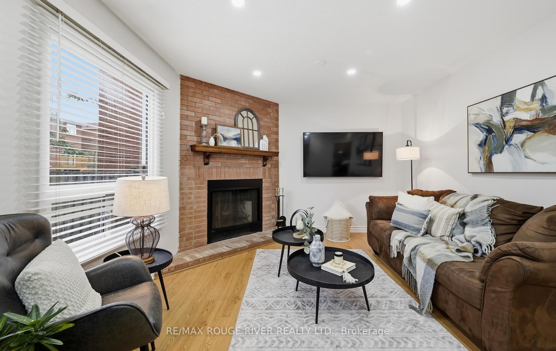 Photo 13 of 33 Rangeley Drive, Scarborough, Rouge — HOMEH