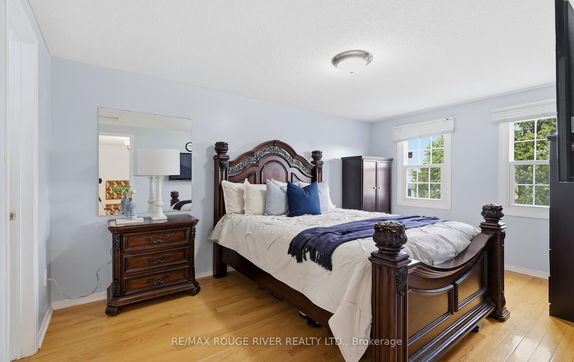 Photo 18 of 33 Rangeley Drive, Scarborough, Rouge — HOMEH