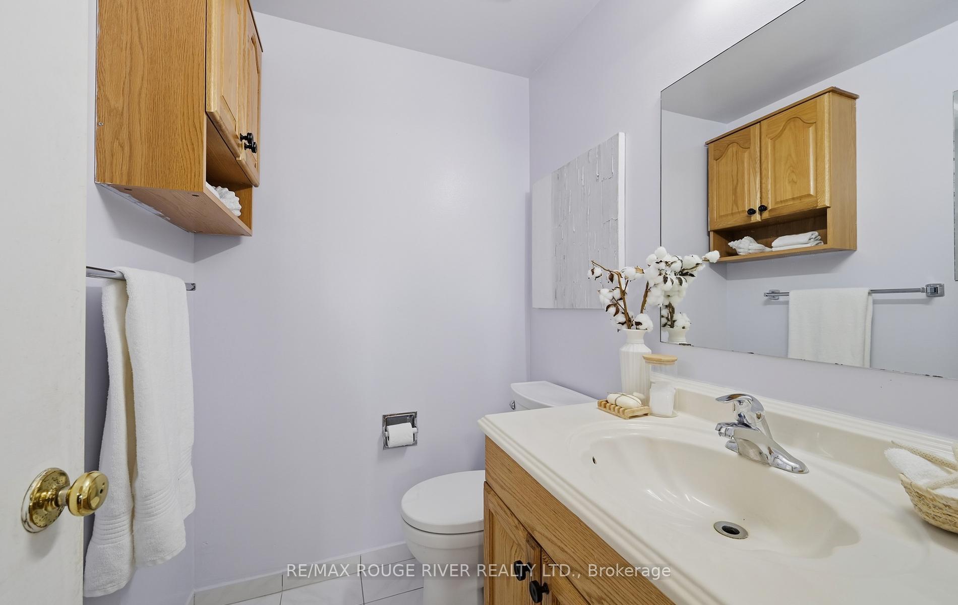 Photo 20 of 33 Rangeley Drive, Scarborough, Rouge — HOMEH