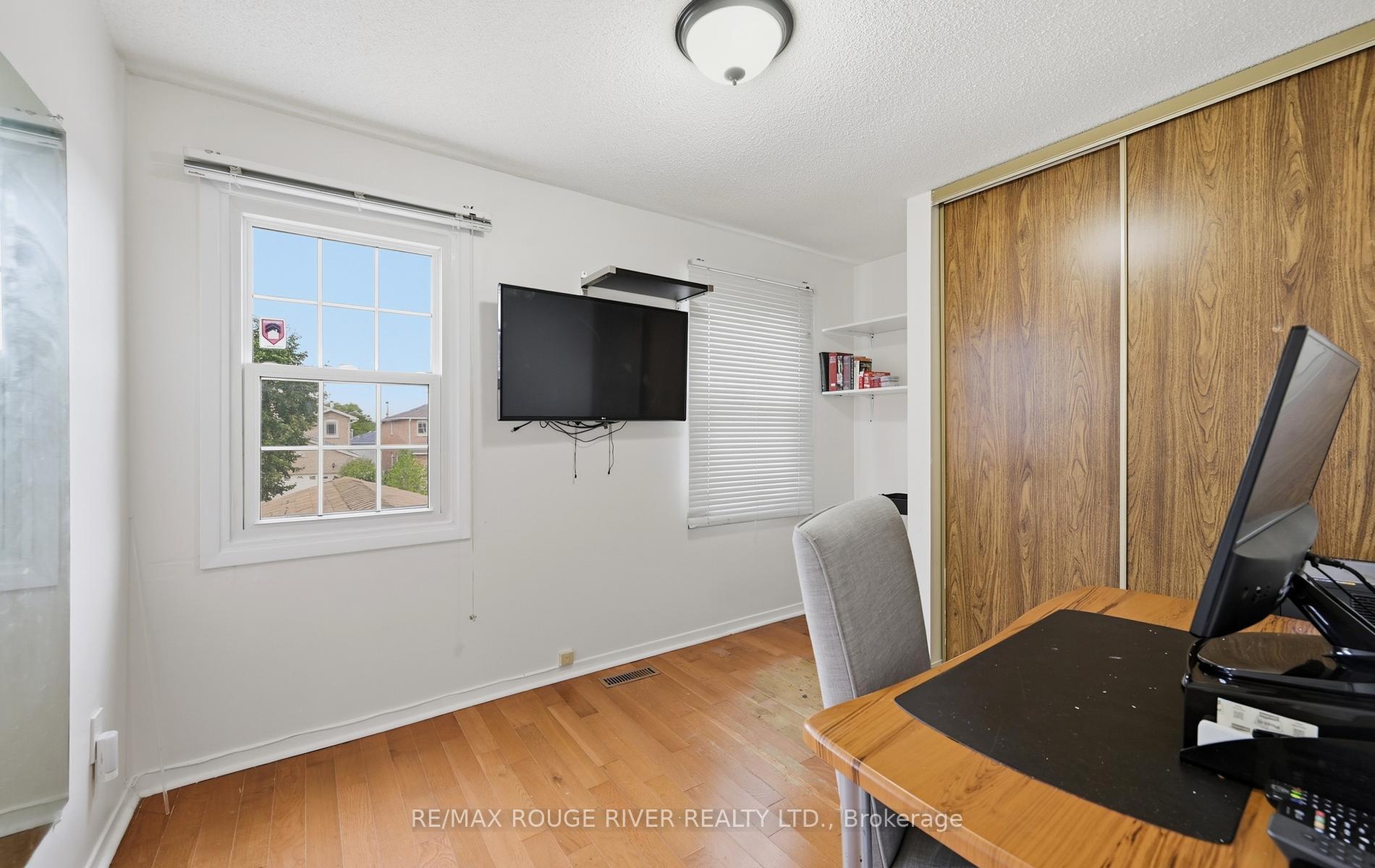 Photo 25 of 33 Rangeley Drive, Scarborough, Rouge — HOMEH