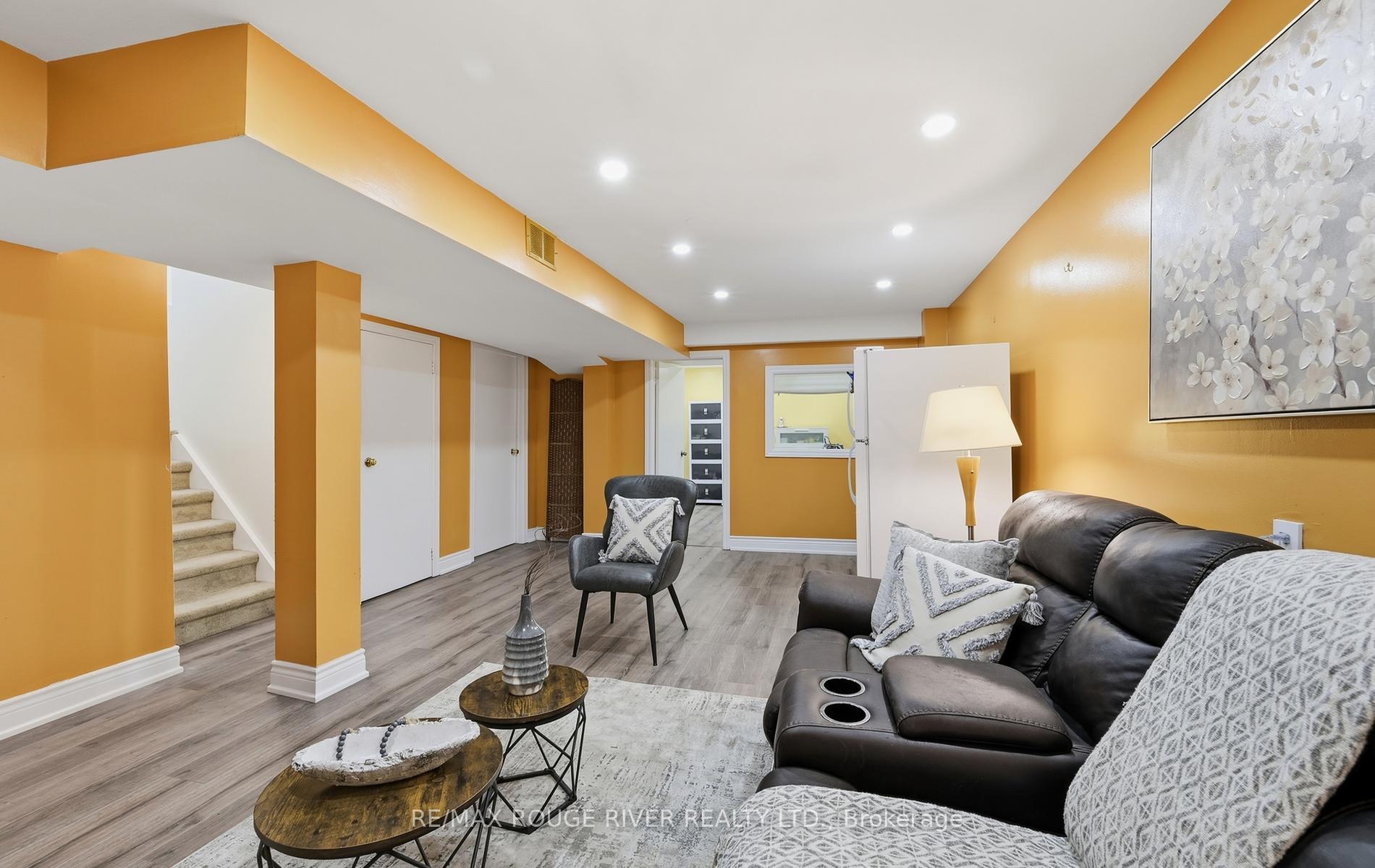 Photo 28 of 33 Rangeley Drive, Scarborough, Rouge — HOMEH