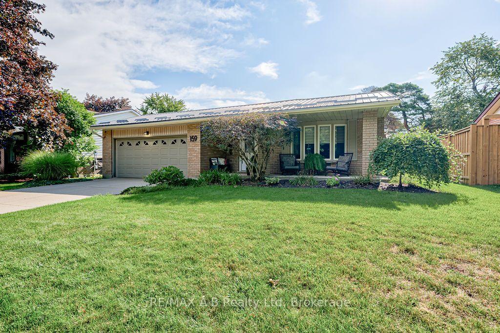 Photo 3 of 159 Lightbourne Avenue, Stratford — HOMEH