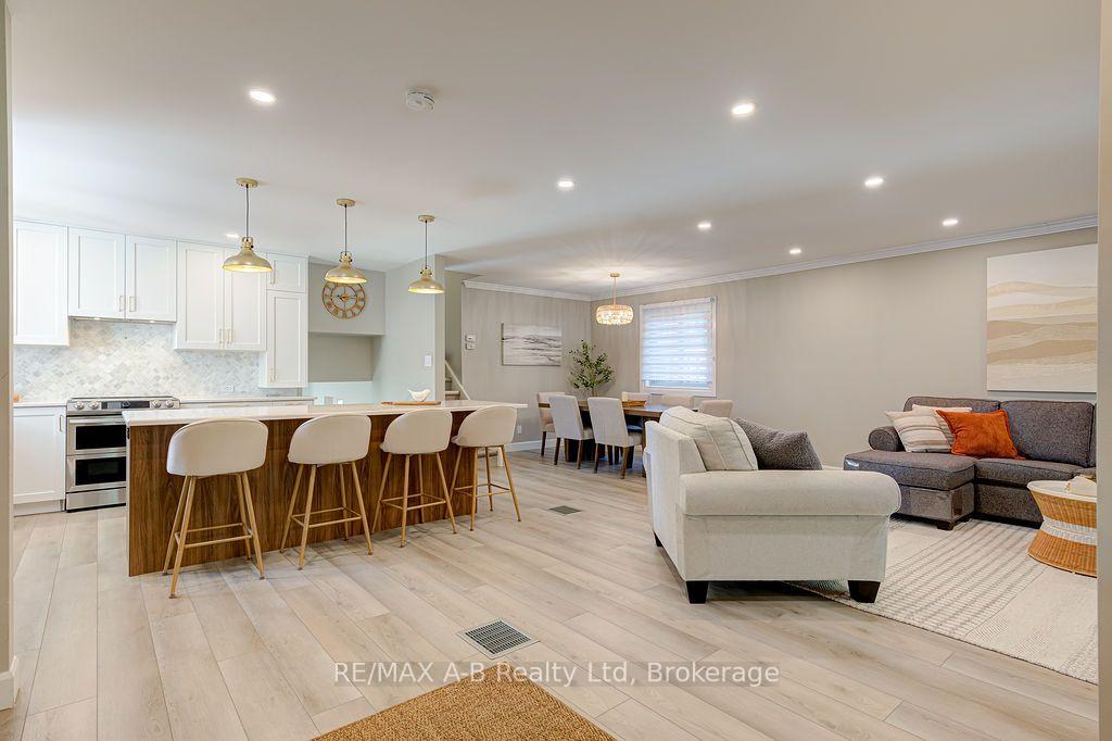 Photo 9 of 159 Lightbourne Avenue, Stratford — HOMEH