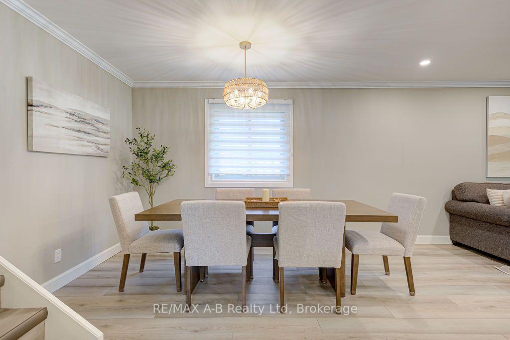 Photo 19 of 159 Lightbourne Avenue, Stratford — HOMEH