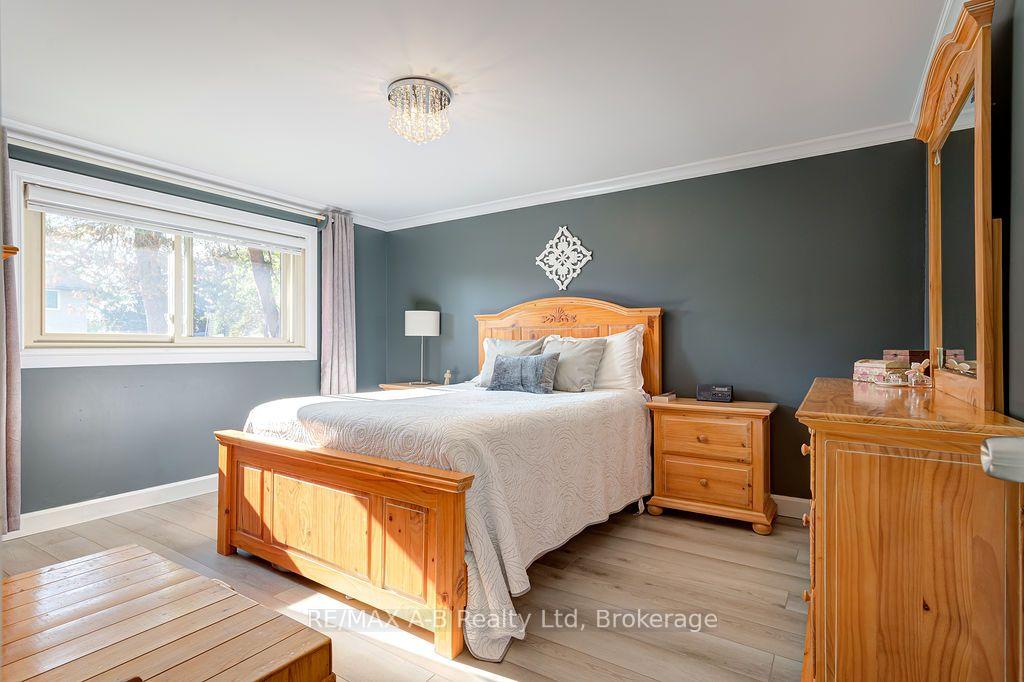 Photo 21 of 159 Lightbourne Avenue, Stratford — HOMEH