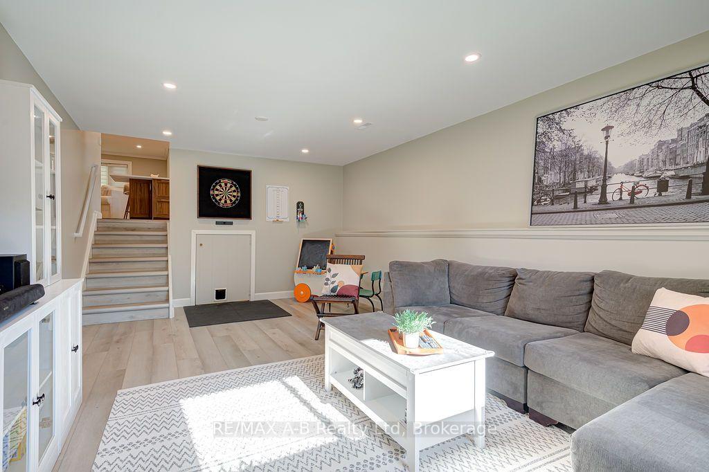 Photo 30 of 159 Lightbourne Avenue, Stratford — HOMEH