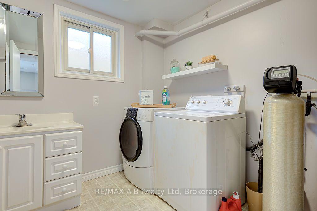 Photo 32 of 159 Lightbourne Avenue, Stratford — HOMEH