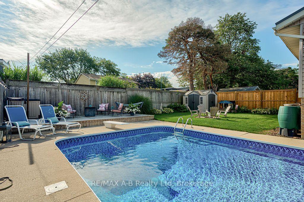 Photo 43 of 159 Lightbourne Avenue, Stratford — HOMEH