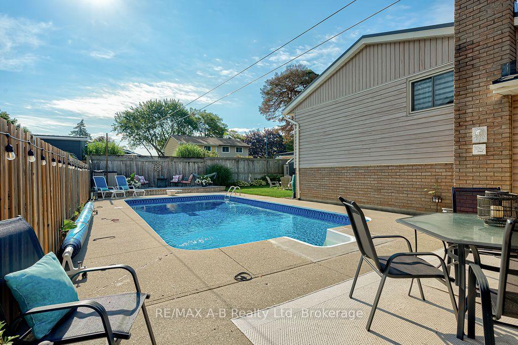 Photo 47 of 159 Lightbourne Avenue, Stratford — HOMEH